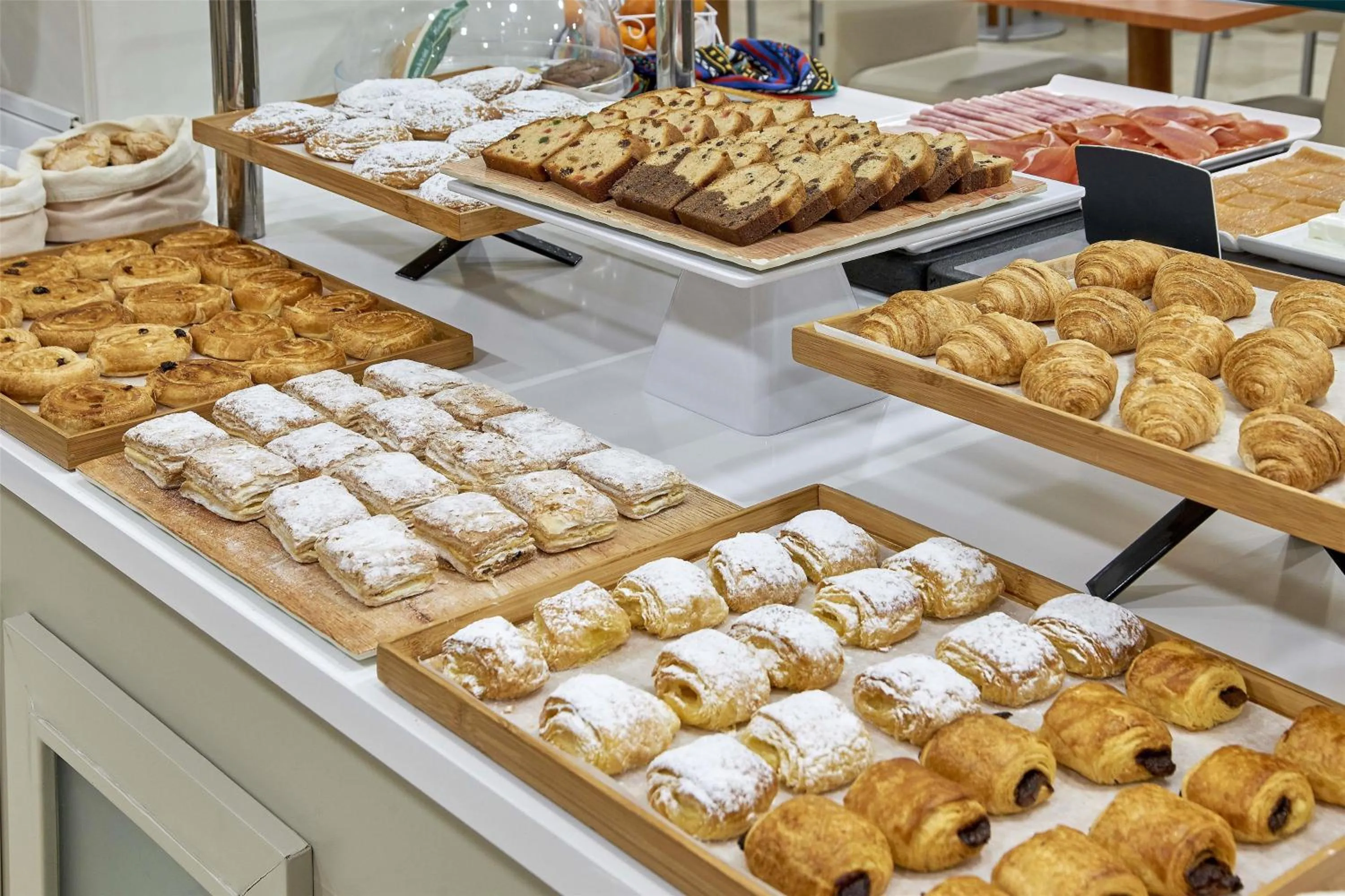 Breakfast in NH Valencia Las Ciencias