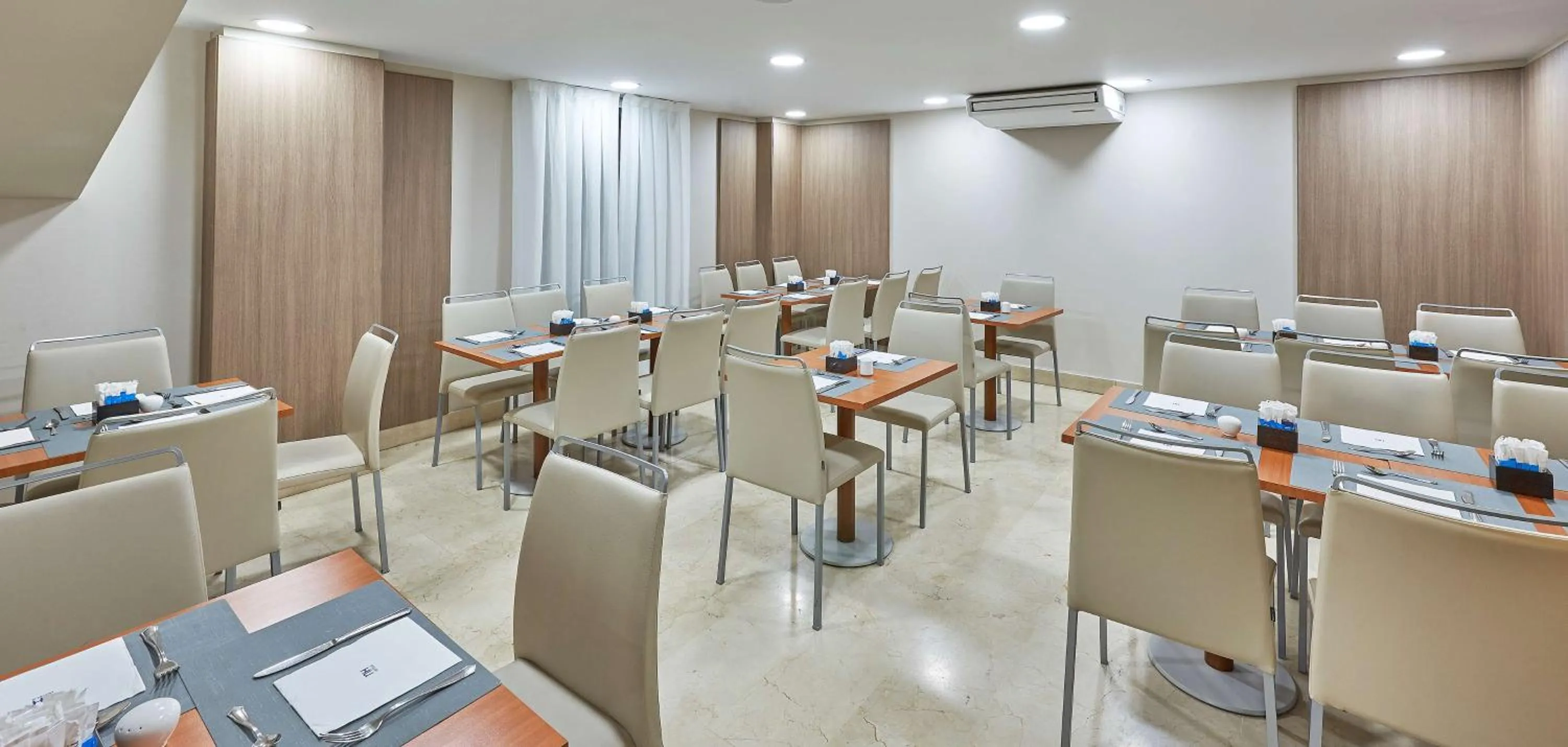 Breakfast in NH Valencia Las Ciencias