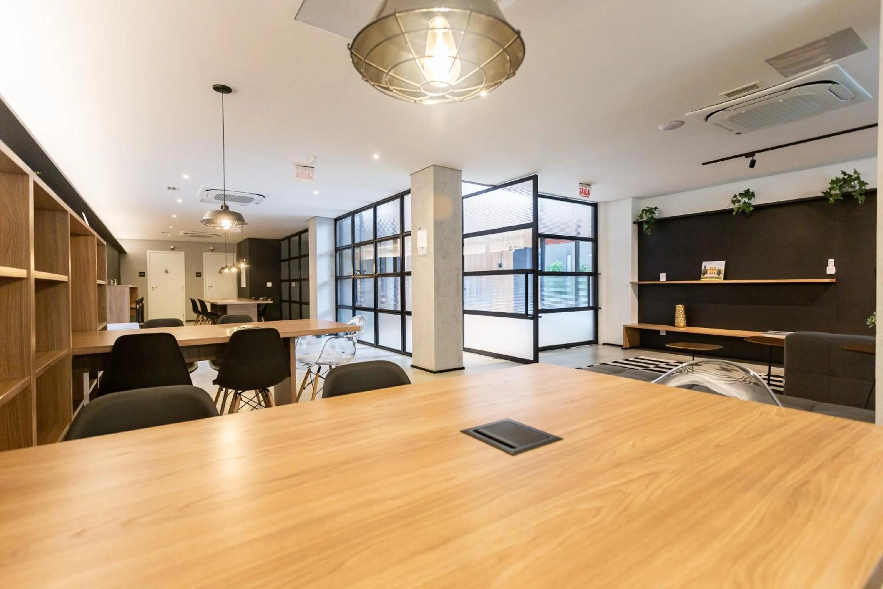 Day in Charlie Sabiá Moema Essential