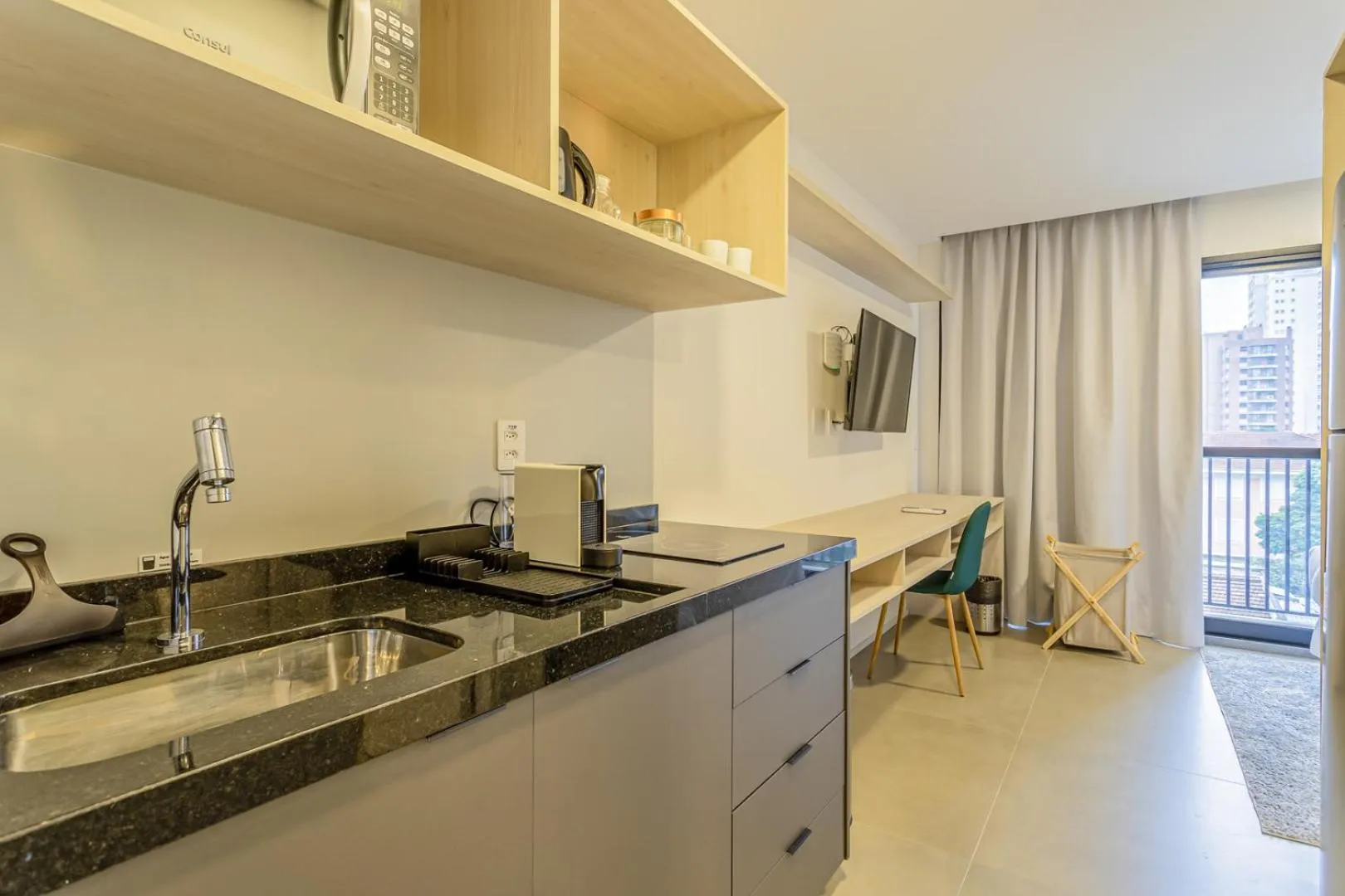 Day in Charlie Sabiá Moema Essential