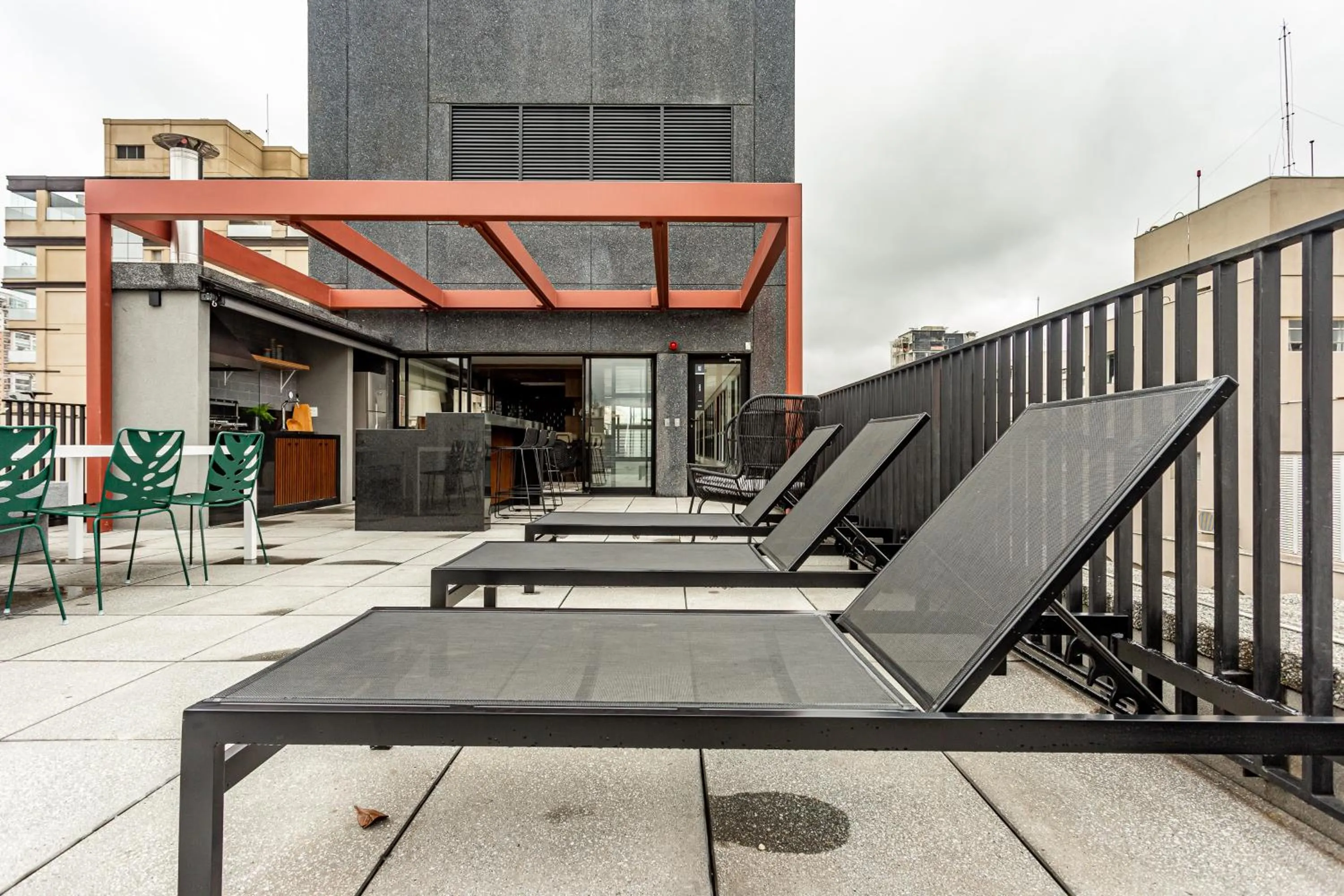 Day in Charlie Sabiá Moema Essential