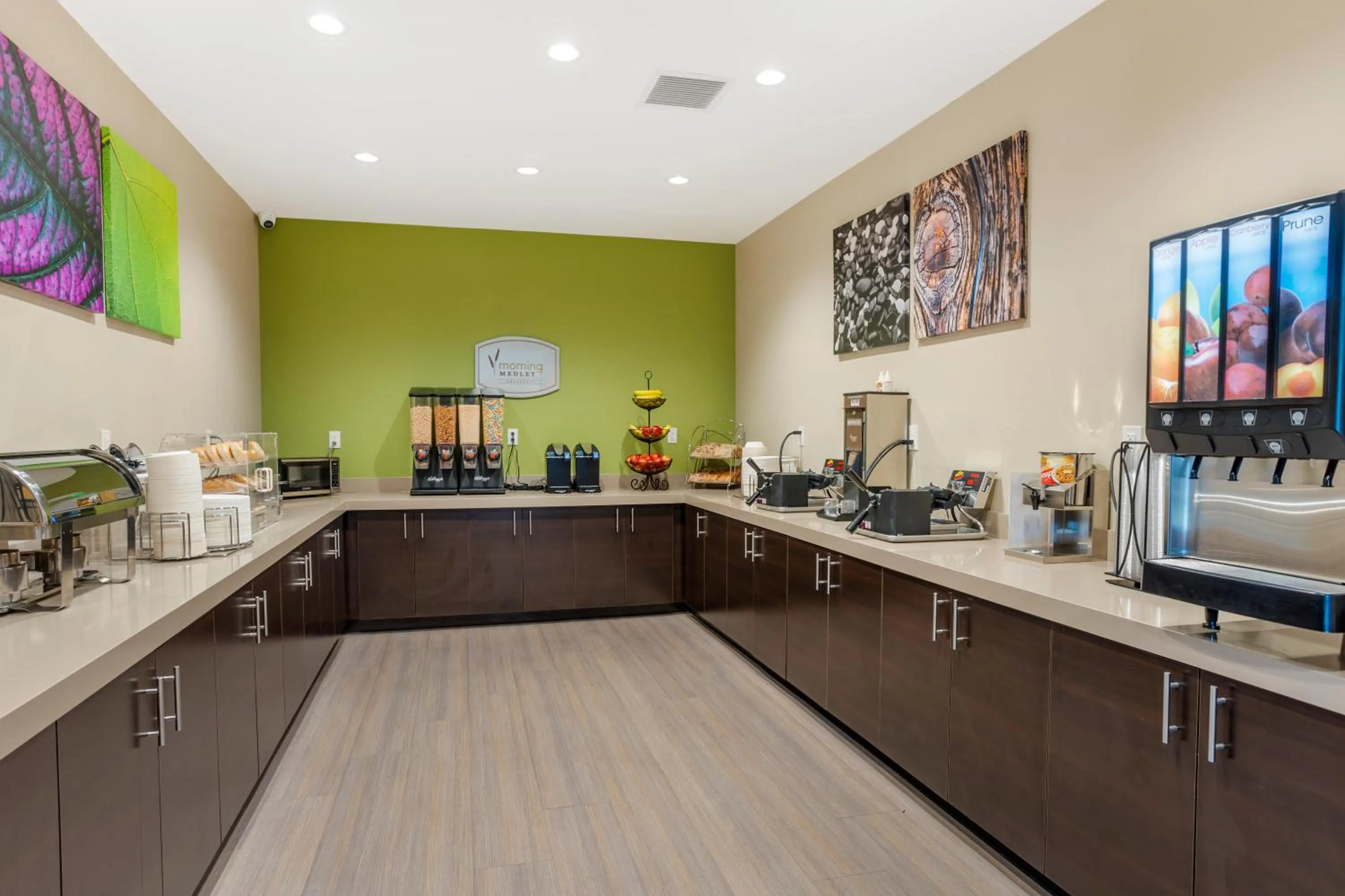 Buffet breakfast in MainStay Suites North - Central York