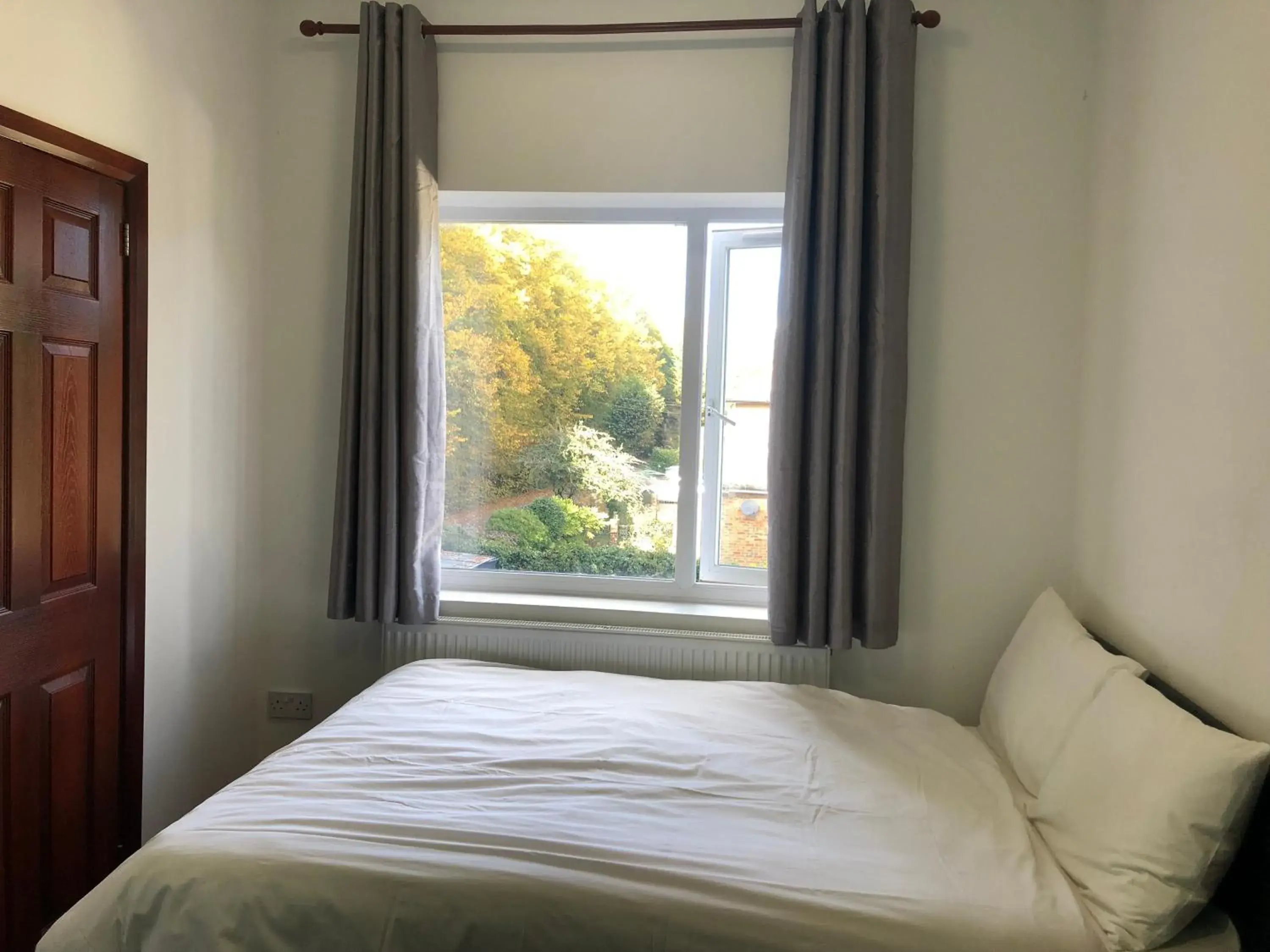 Triple Room Ensuite in Lyttleton Guest House Limited Triple Room Ensuite in Lyttleton Guest House Limited