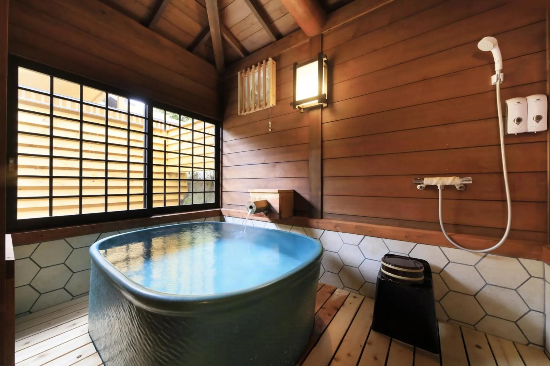 湯宿みゆきYuyado Miyuki