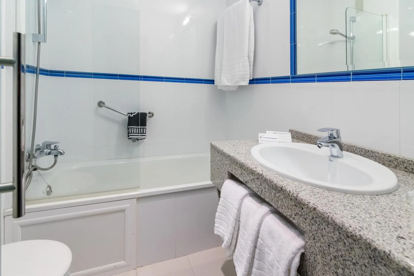 Bathroom in Hotel Selu