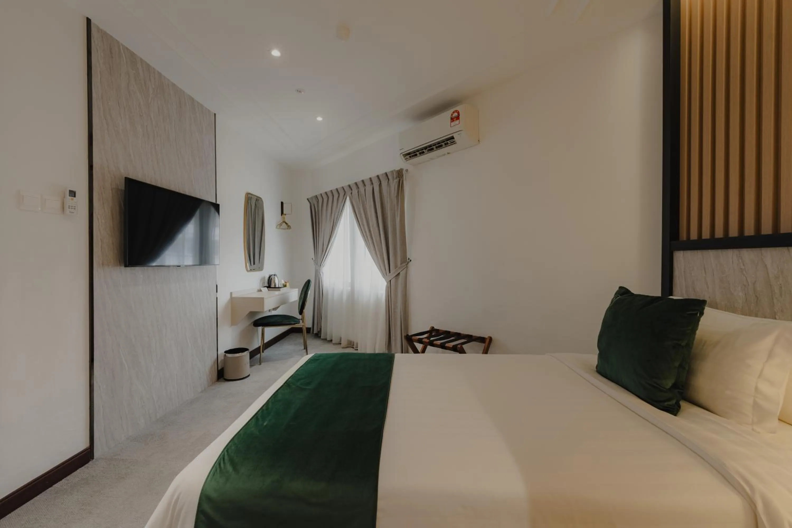 Bedroom, Bed in Signel Poshtel, the Rare Gem of North Borneo