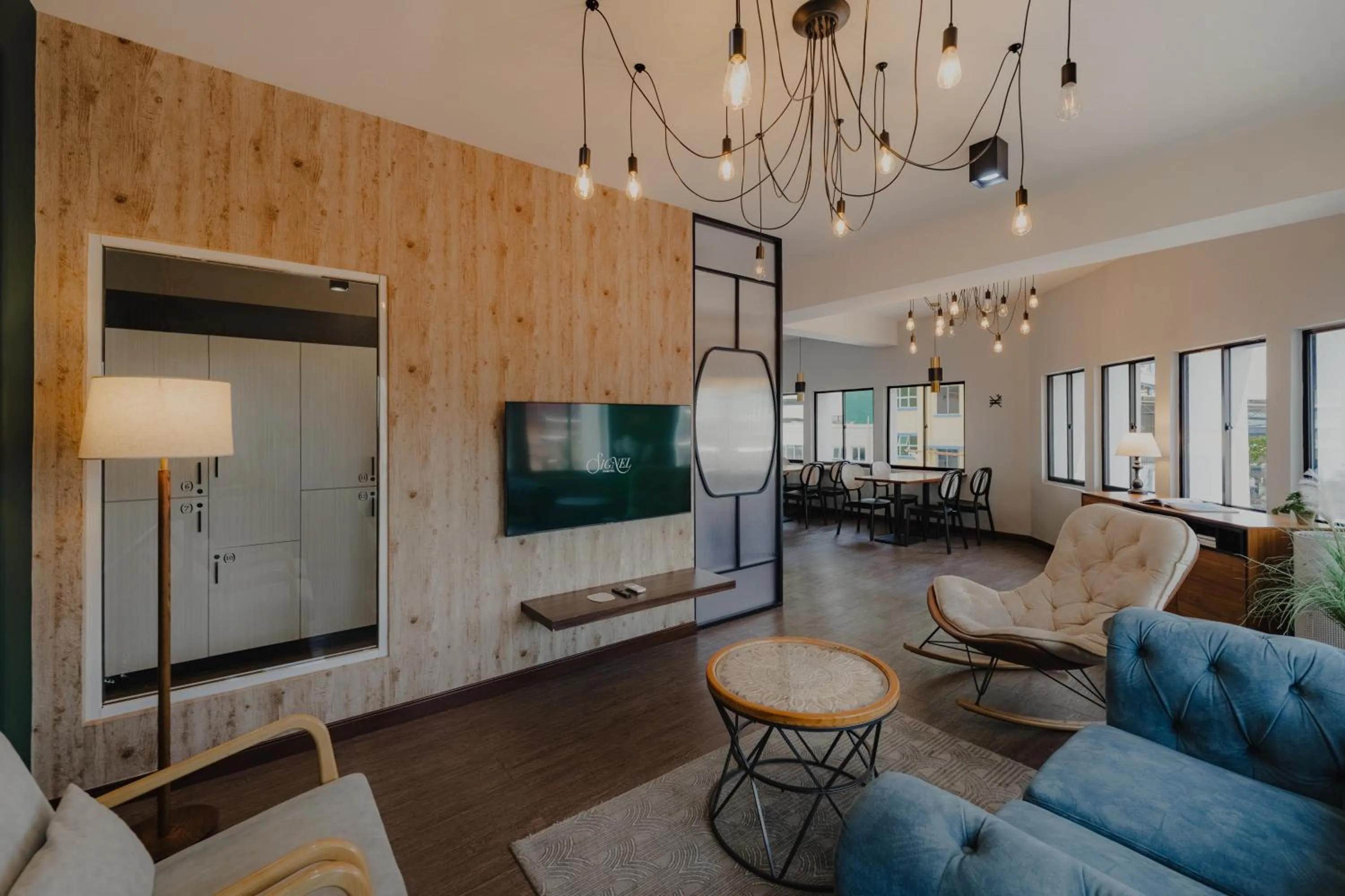 Communal lounge/ TV room in Signel Poshtel, the Rare Gem of North Borneo