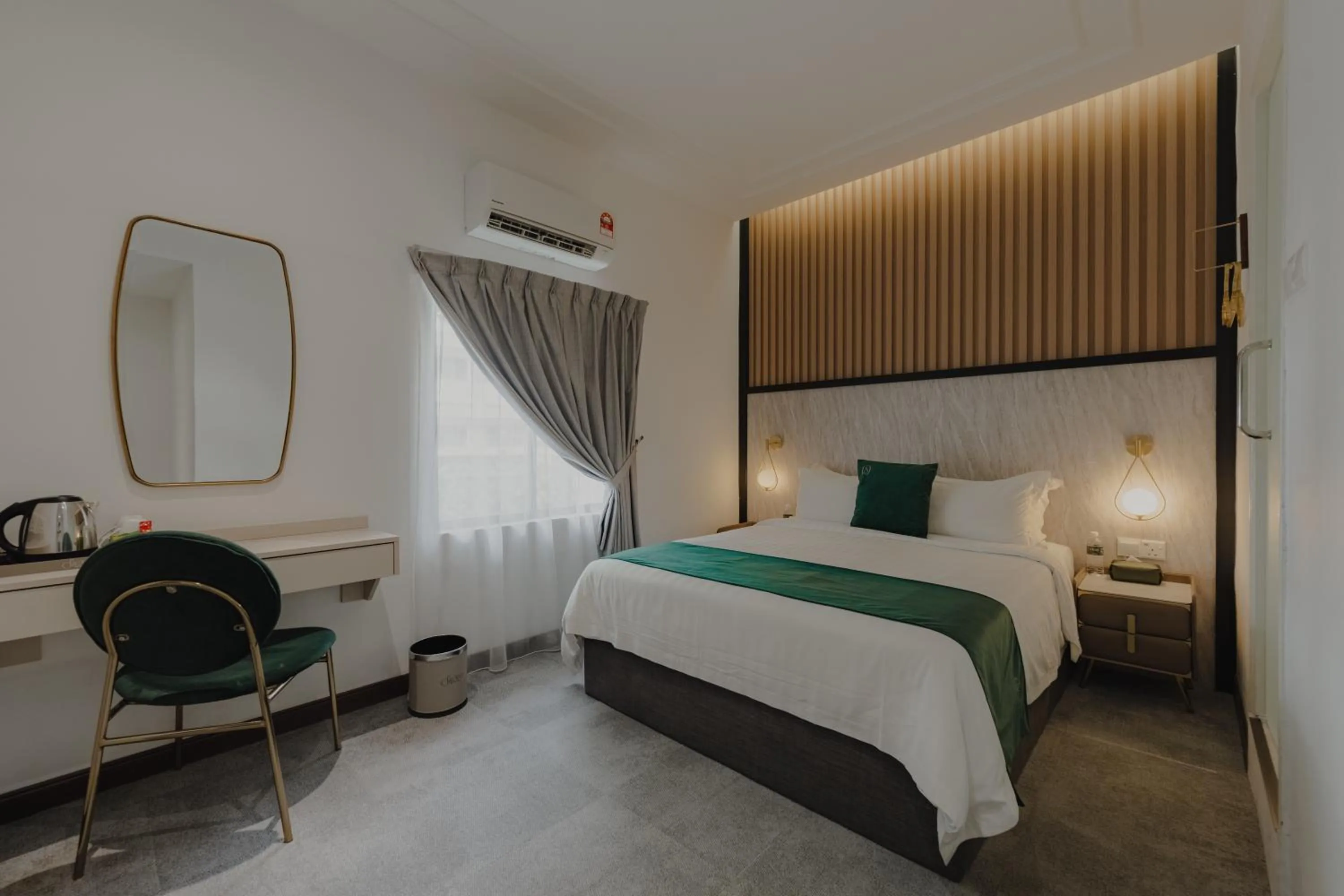 Double Room in Signel Poshtel, the Rare Gem of North Borneo