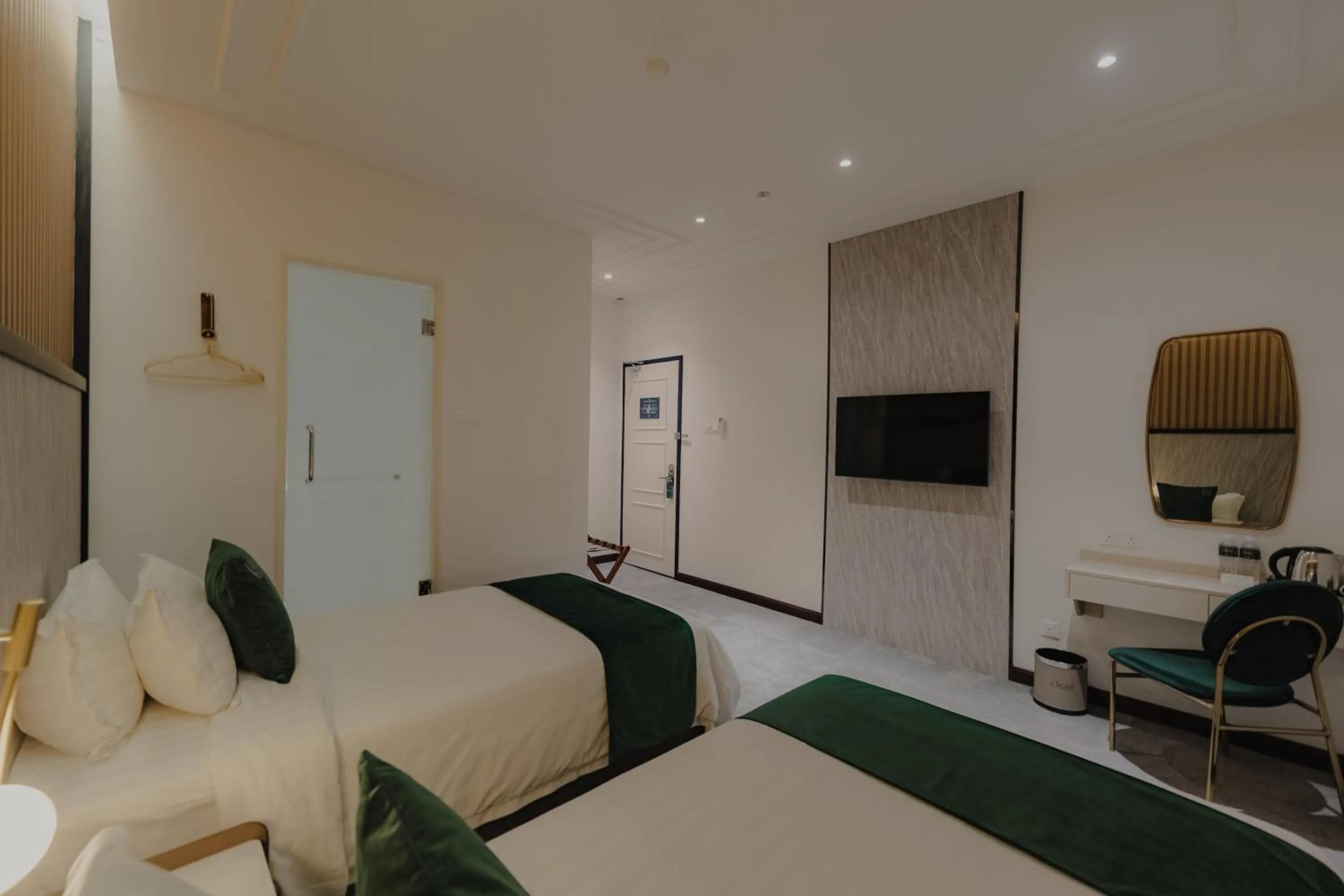 Classic Twin Room (No Window) in Signel Poshtel, the Rare Gem of North Borneo