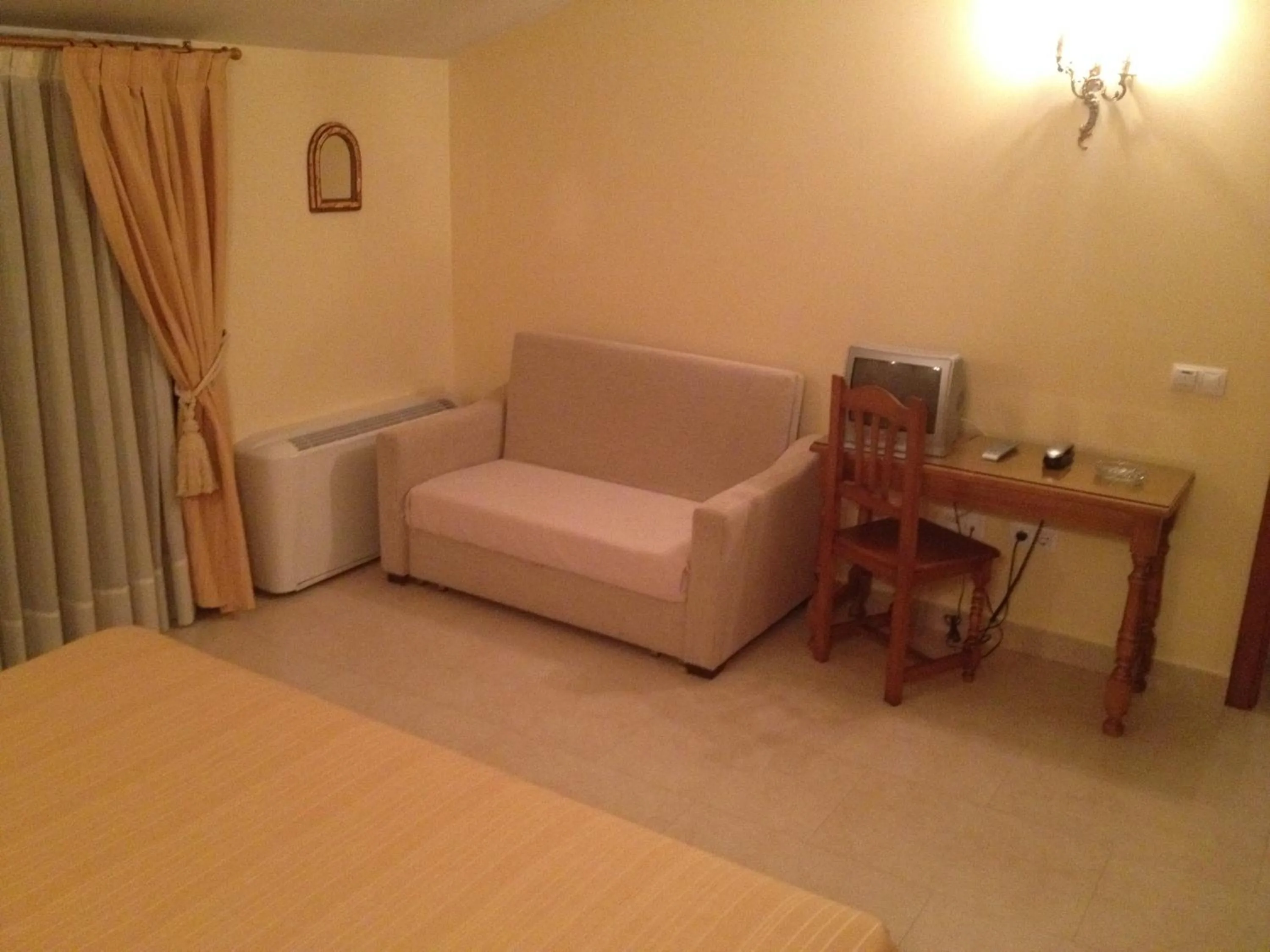 Decorative detail, Bed in Hotel Las Fuentes