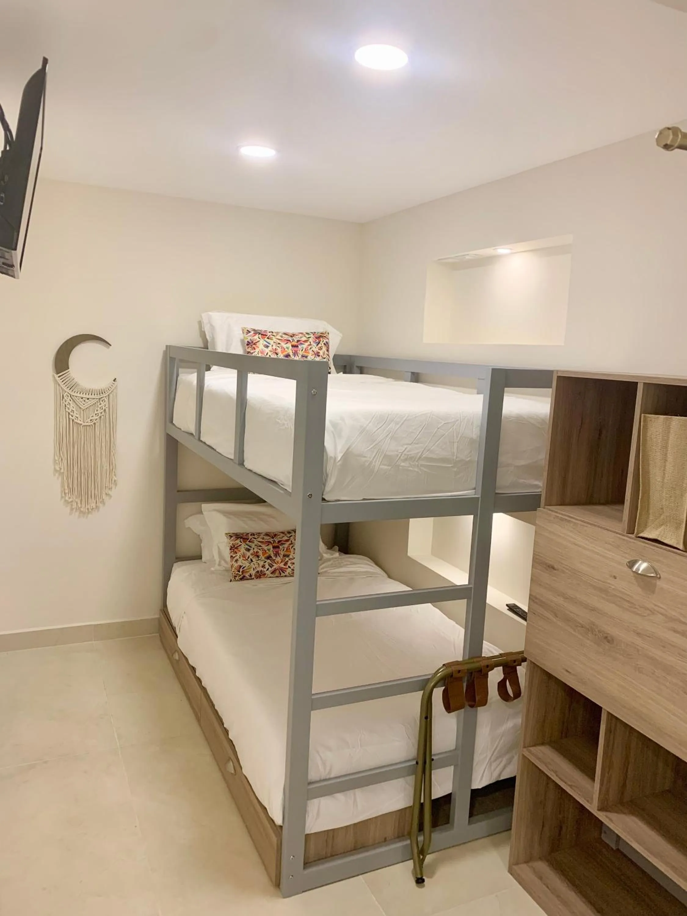 Bed in Sunscape Residence Tower