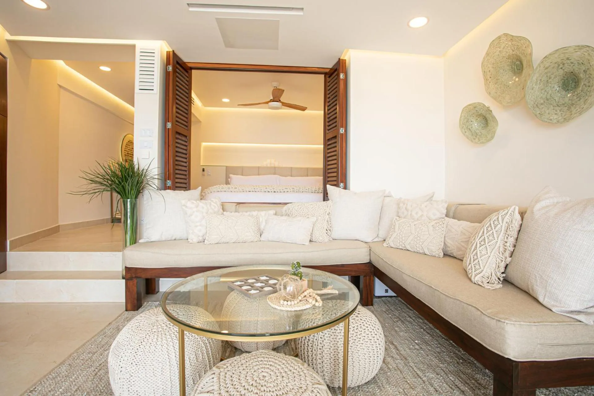 Bed in Sunscape Residence Tower