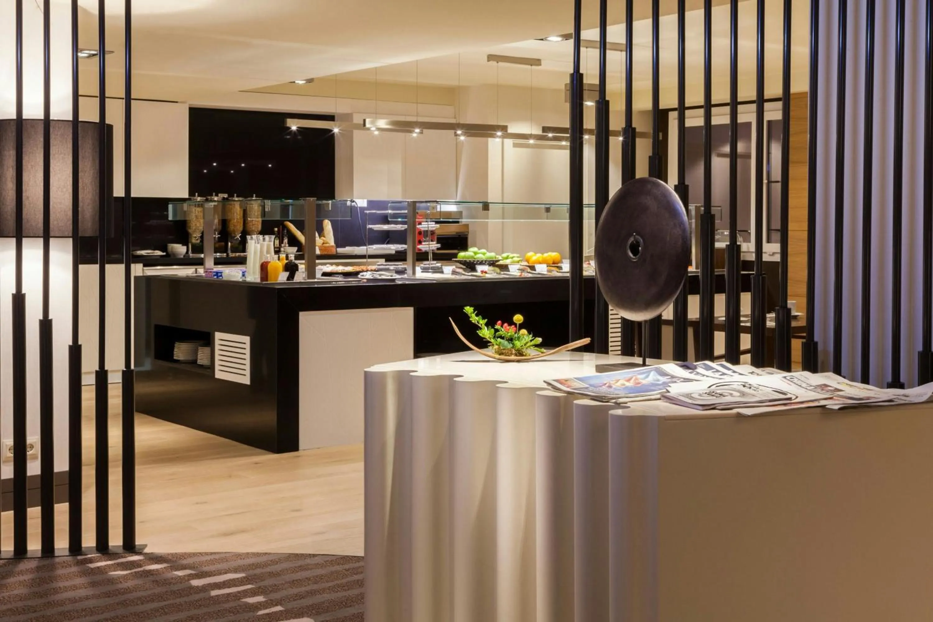 Lounge or bar in Madrid Marriott Auditorium Hotel & Conference Center