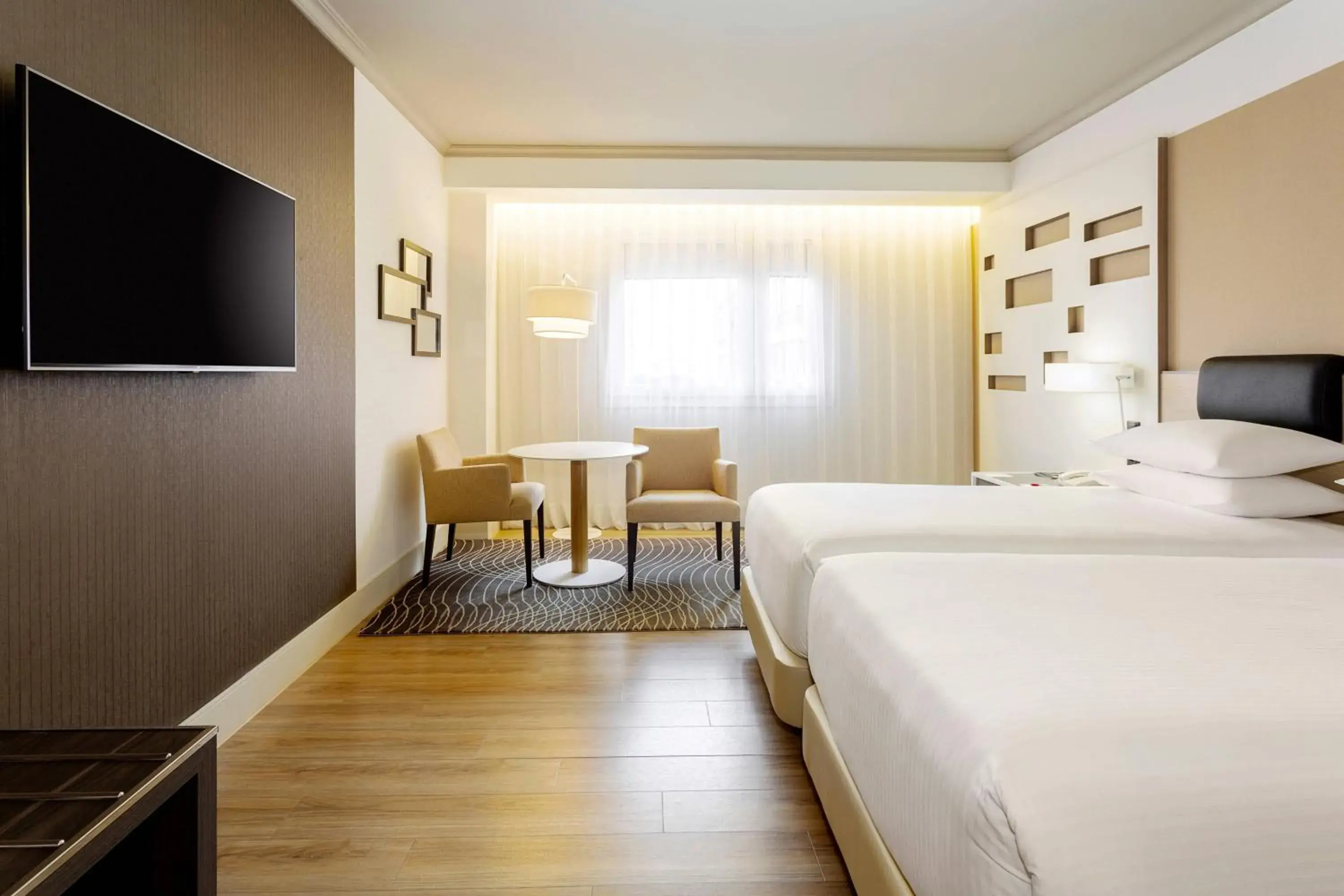 Premium Twin Room - single occupancy in Madrid Marriott Auditorium Hotel & Conference Center Premium Twin Room - single occupancy in Madrid Marriott Auditorium Hotel & Conference Center