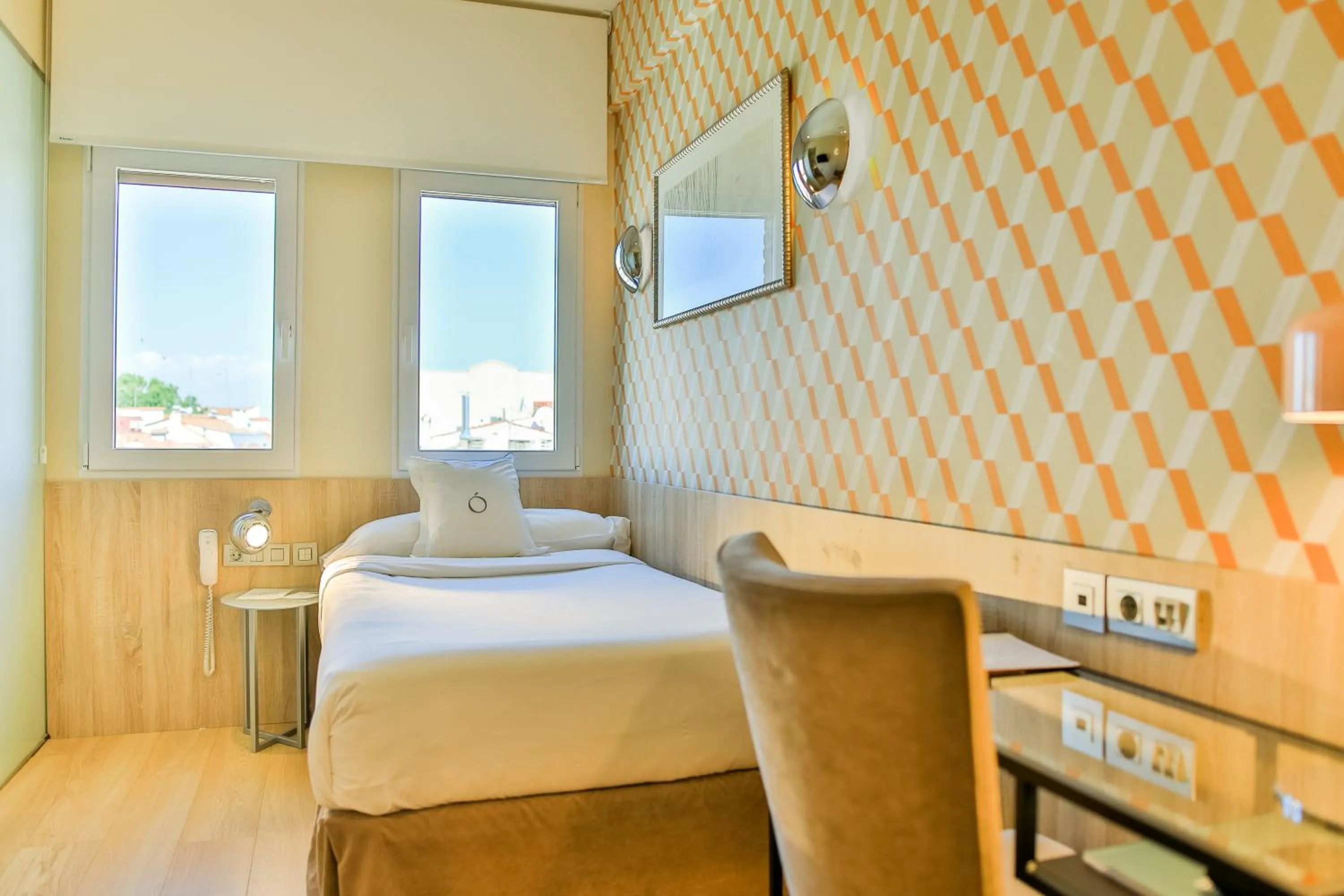 Bedroom, Bed in Hotel Opera