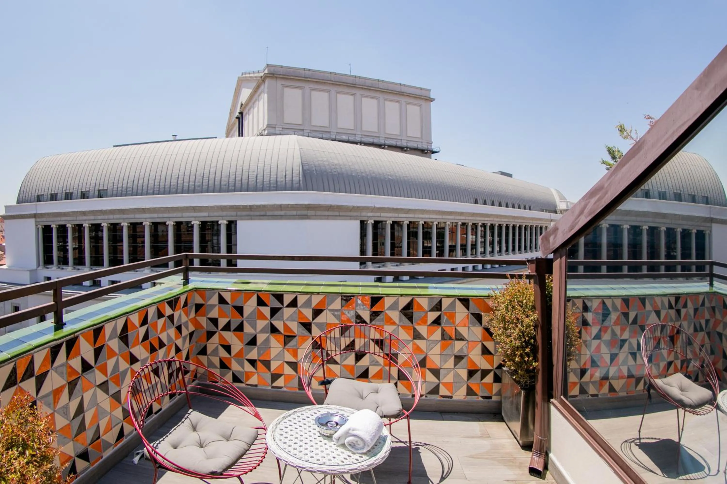 Balcony/Terrace in Hotel Opera