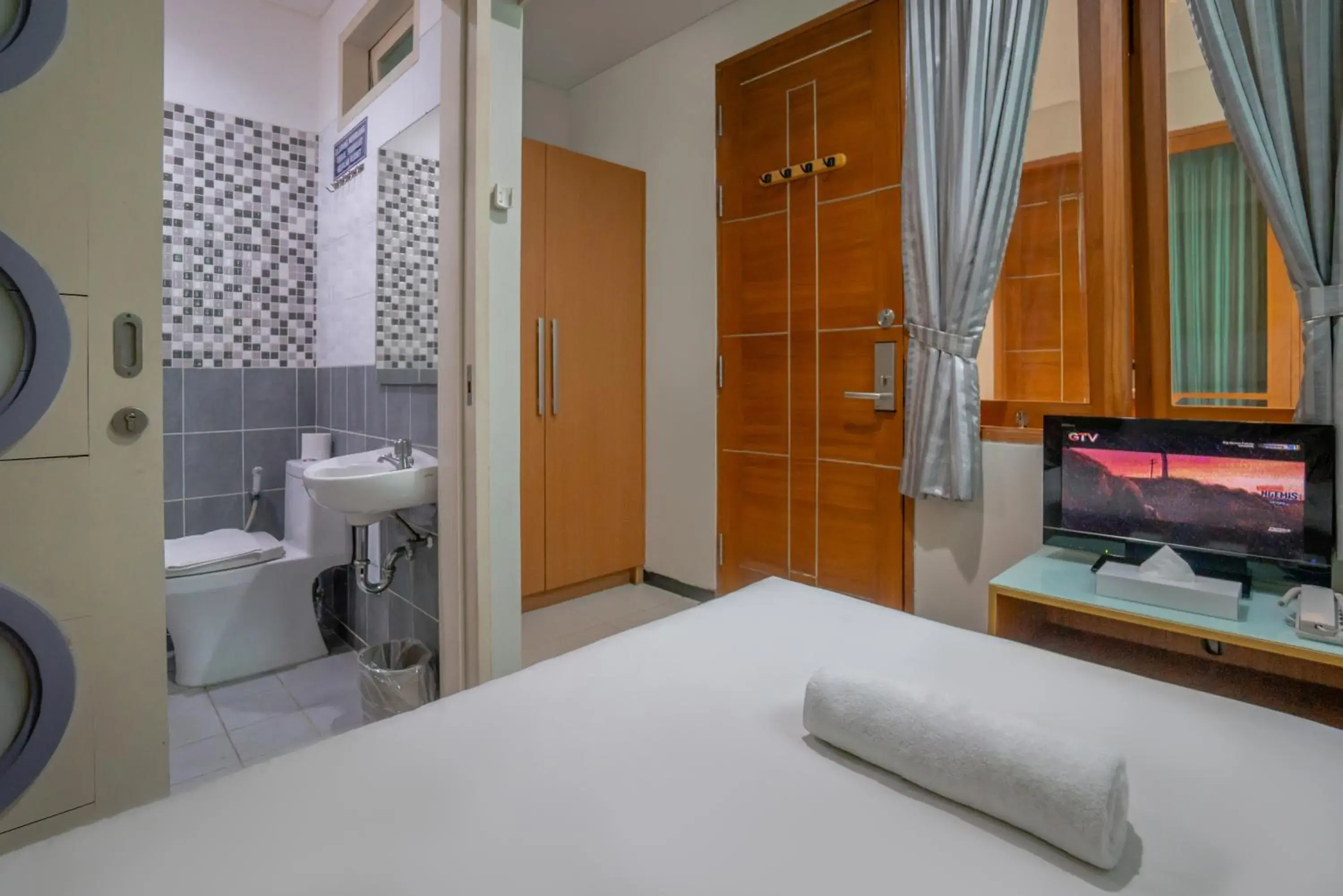 Standard Double Room in LeGreen Suite Tebet Standard Double Room in LeGreen Suite Tebet
