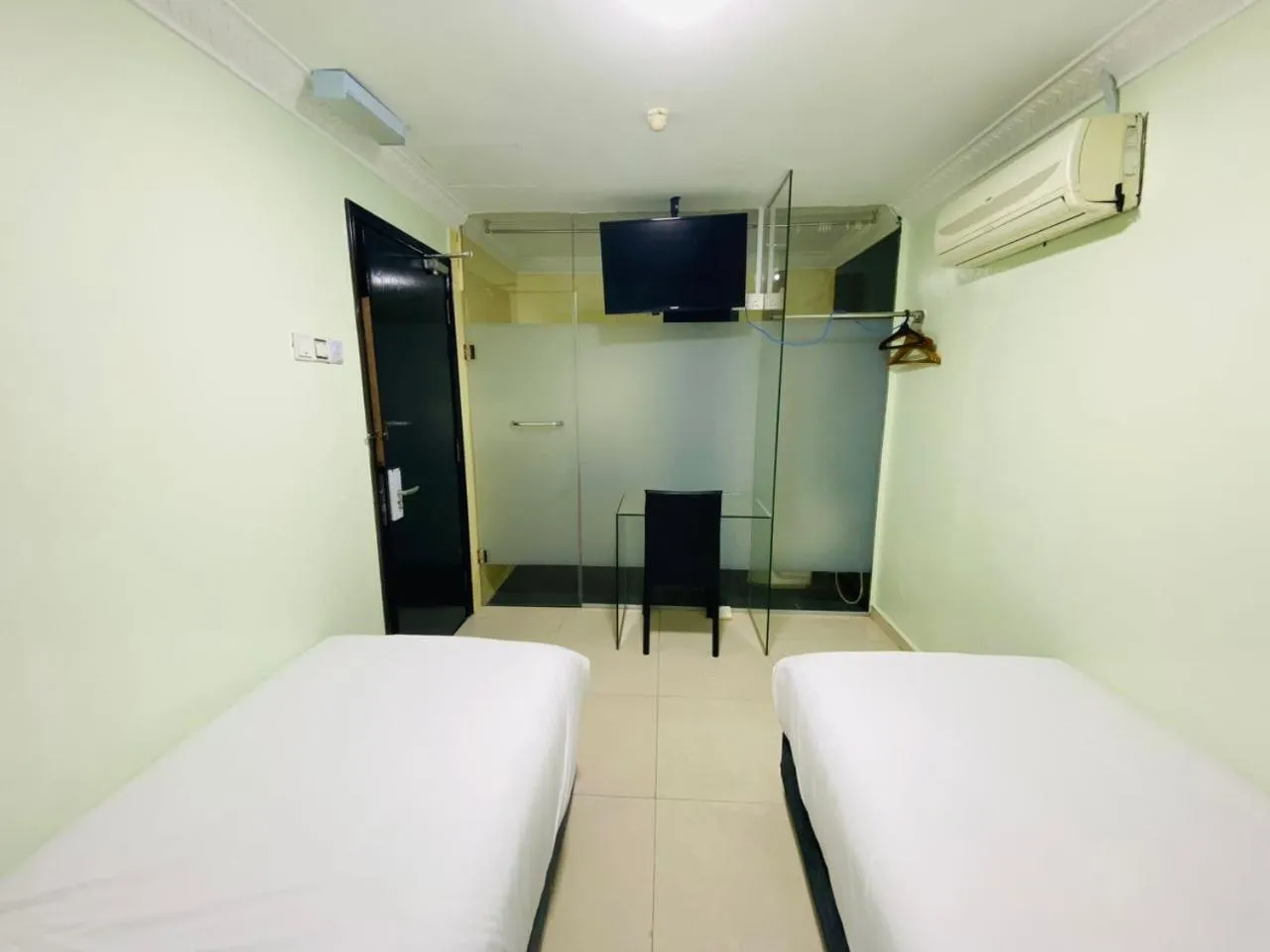 Photo of the whole room in Surya Boutique Hotel Klang