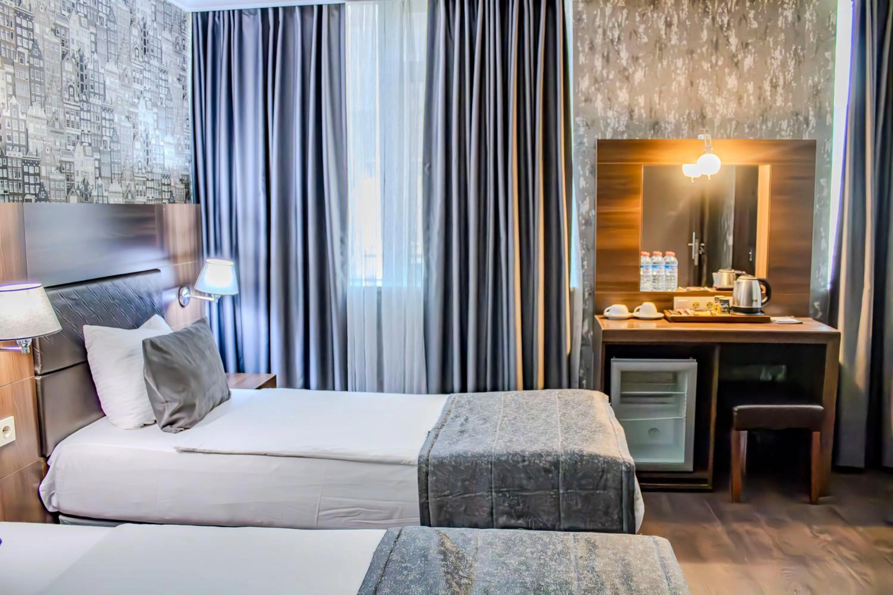 Bed in Ma City Hotel