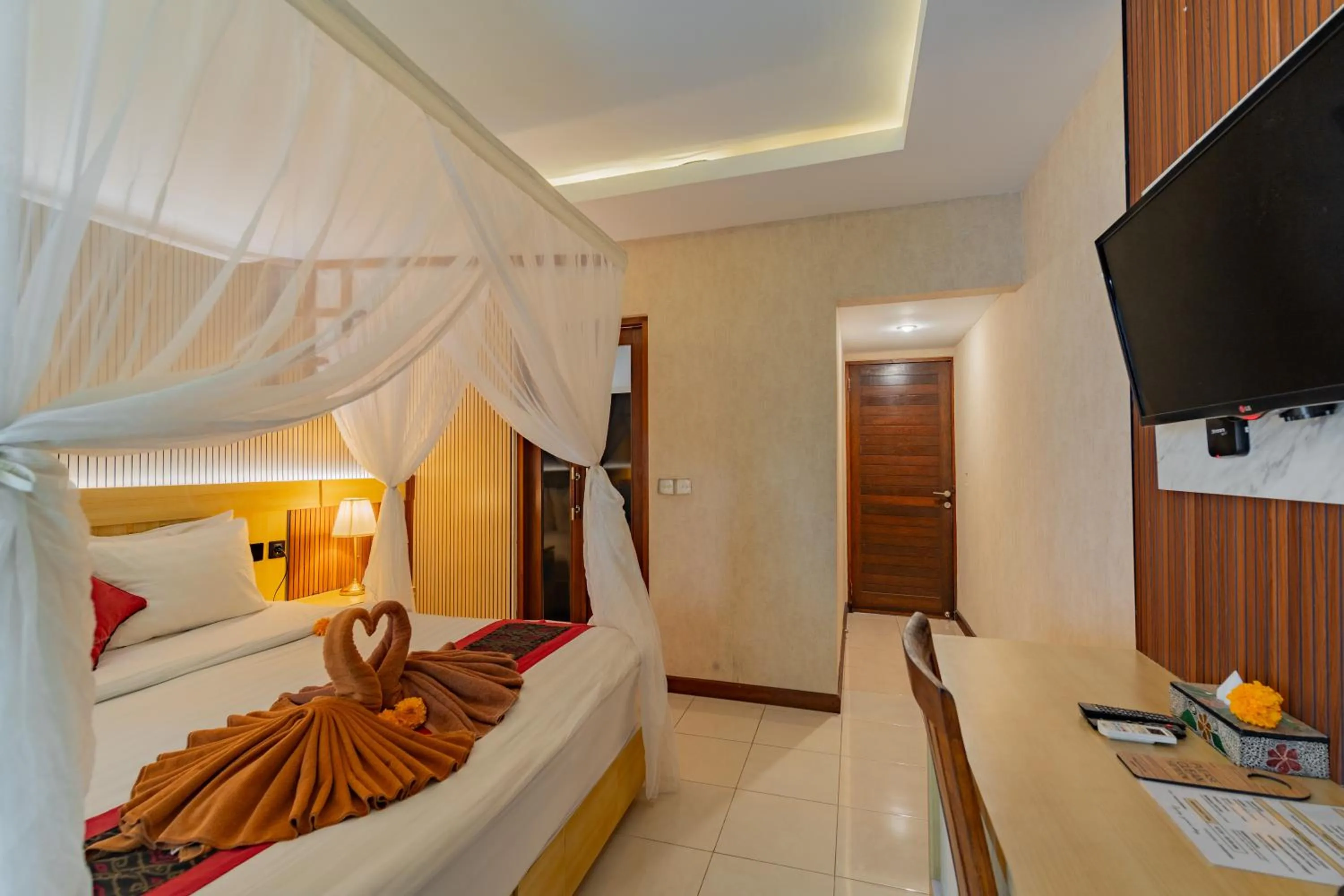 Bedroom, Bed in Desak Putu Putra Hidden