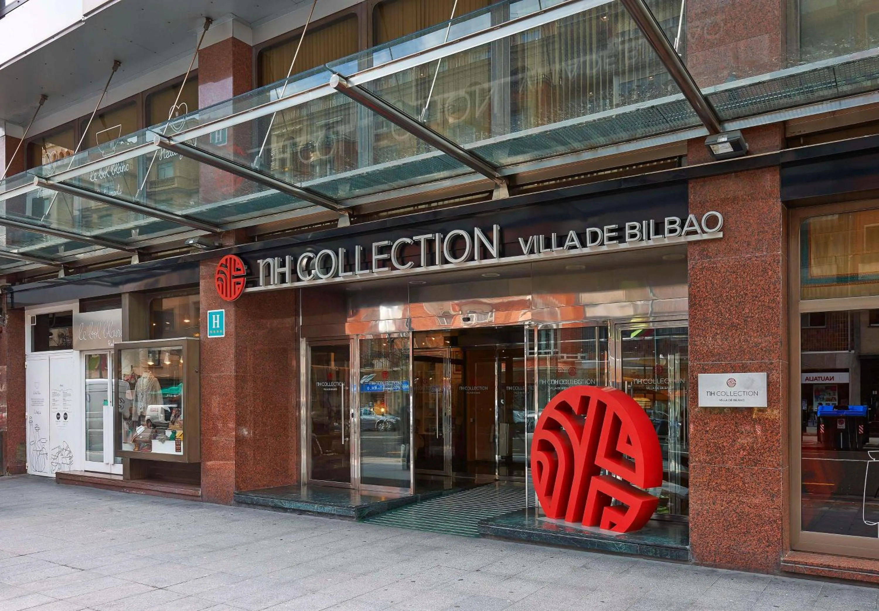 Property building in NH Collection Villa de Bilbao