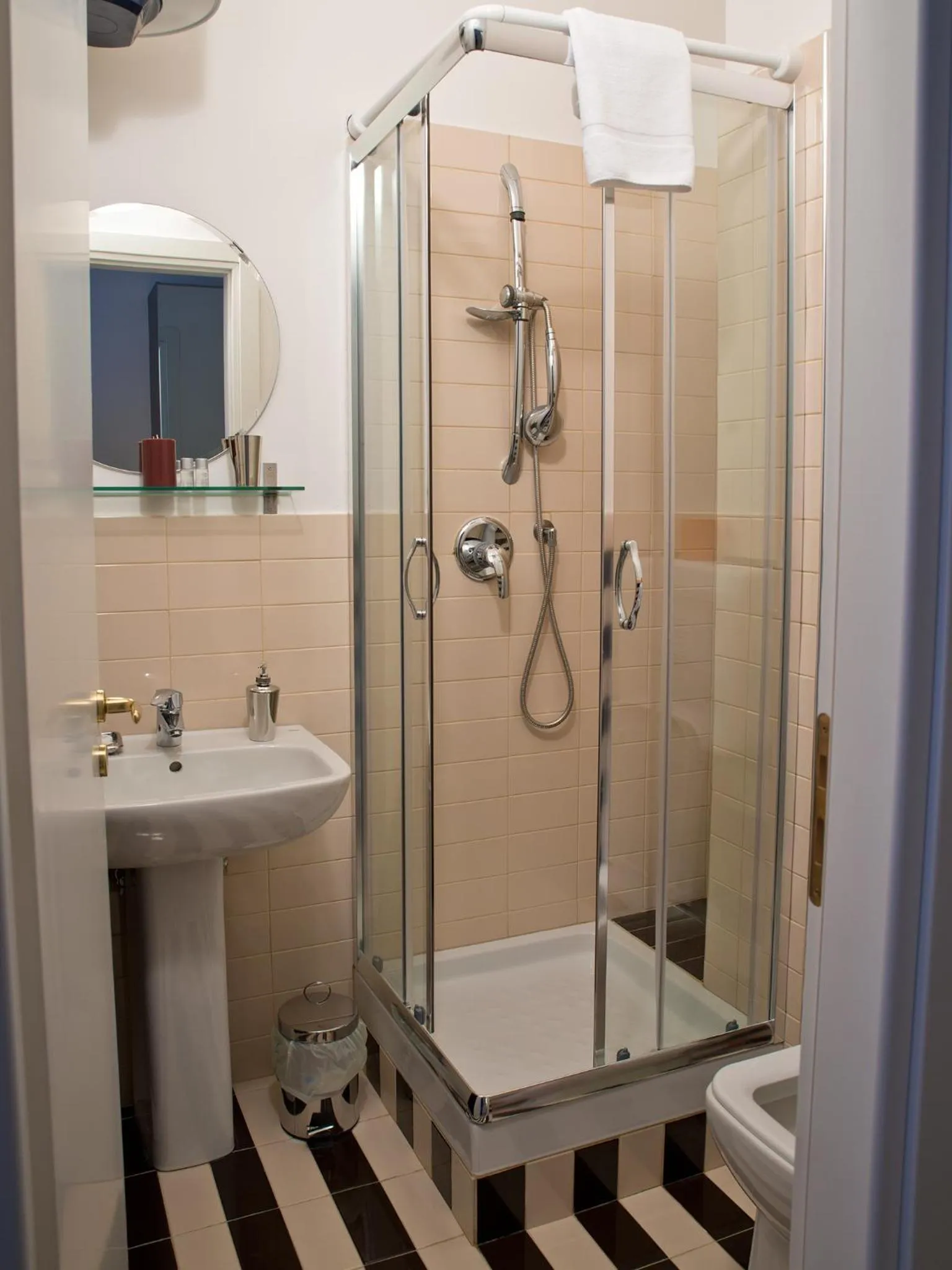 Shower in B&B Sul Corso