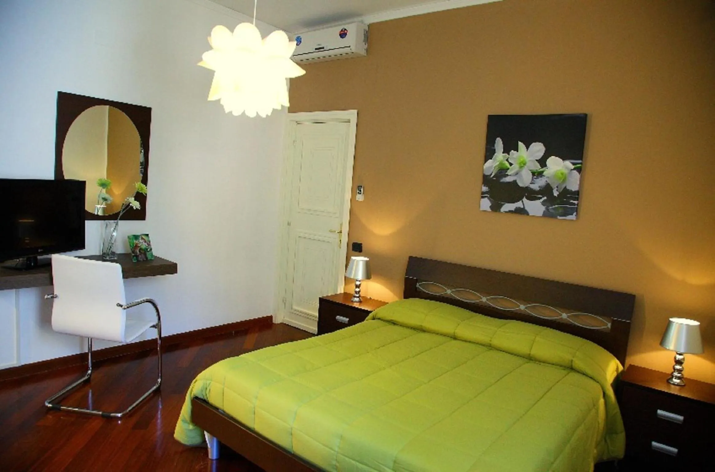 Photo of the whole room, Bed in B&B Sul Corso