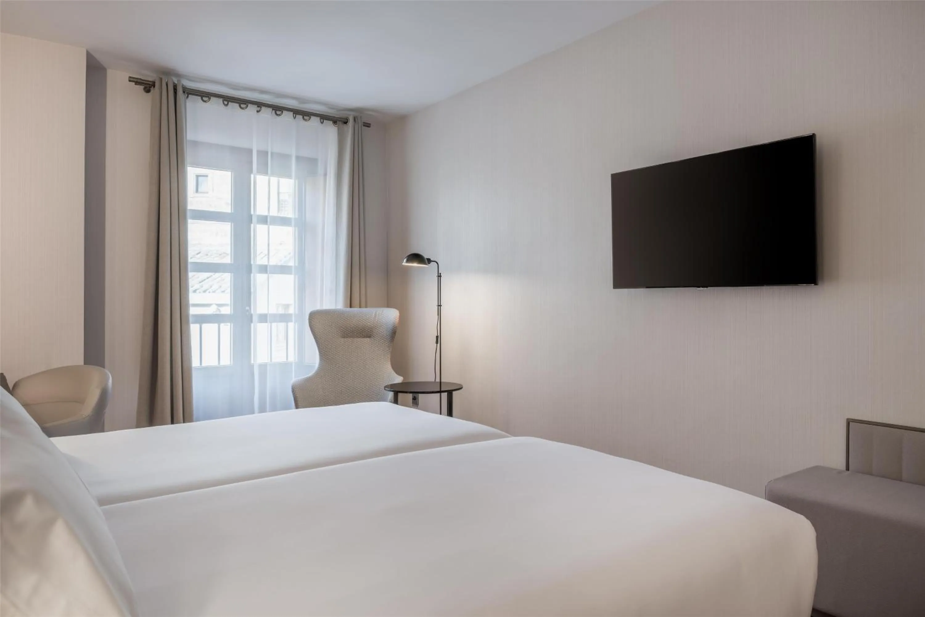 Bedroom, Bed in NH Collection Salamanca Palacio de Castellanos