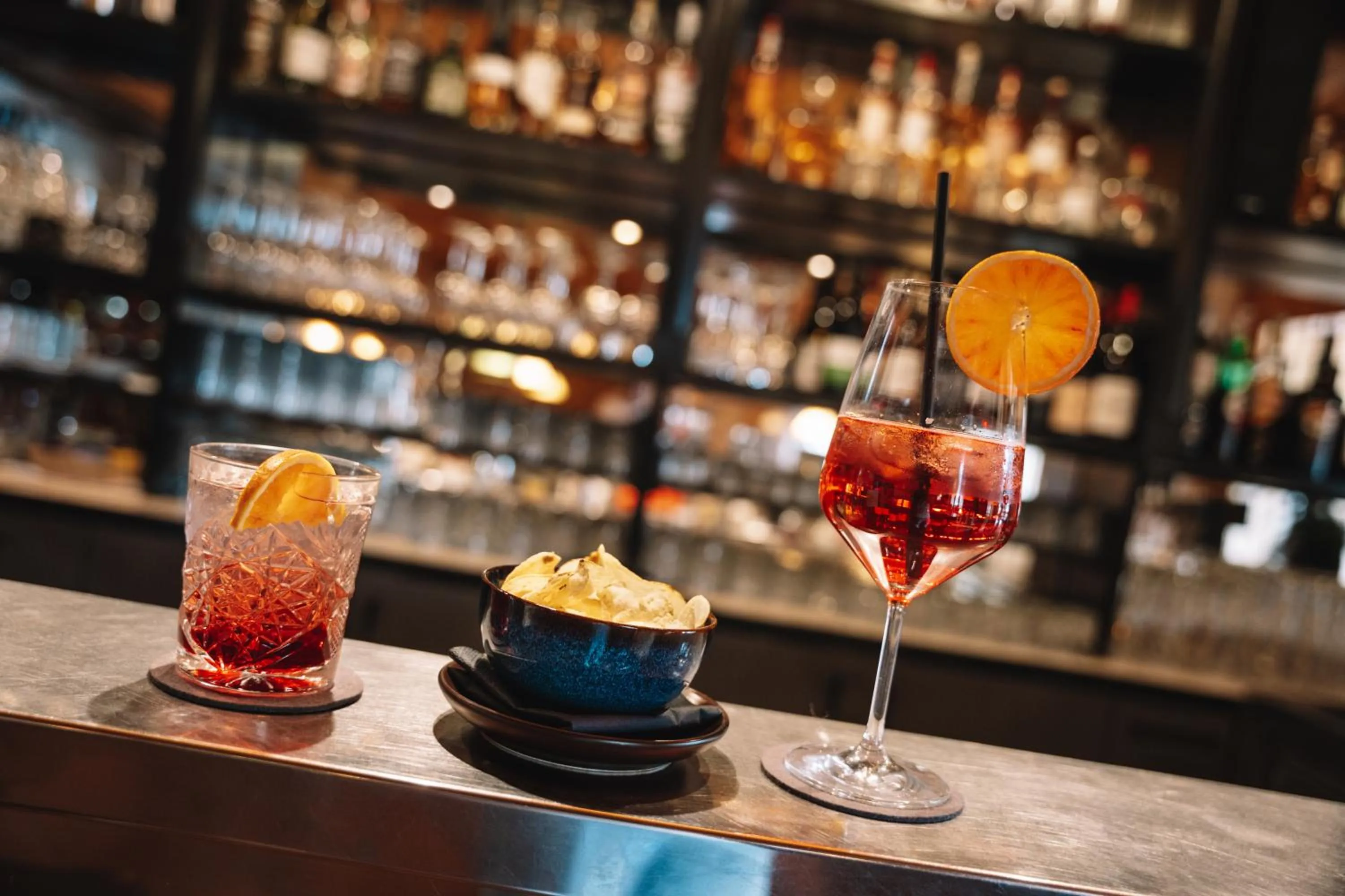 Restaurant/places to eat in PLOSE Parkhotel & Residence