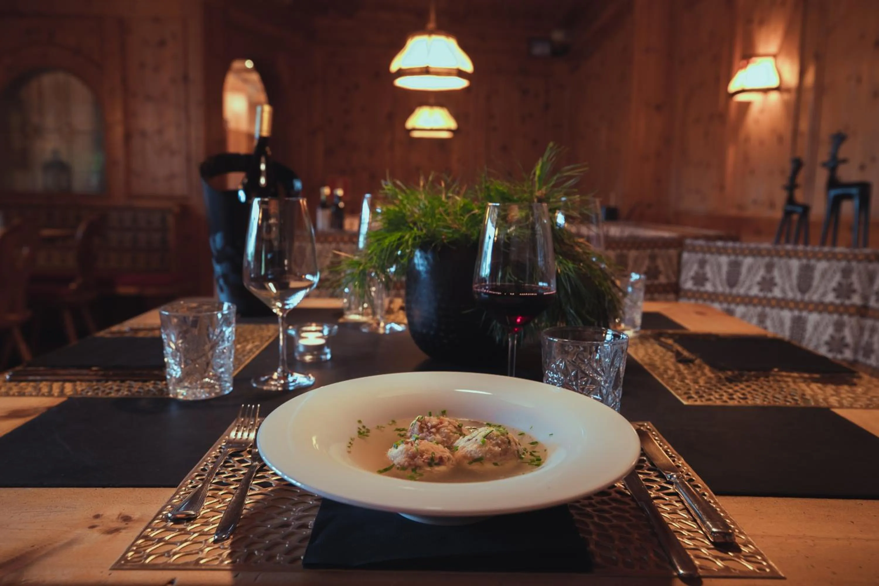 Dinner in PLOSE Parkhotel & Residence