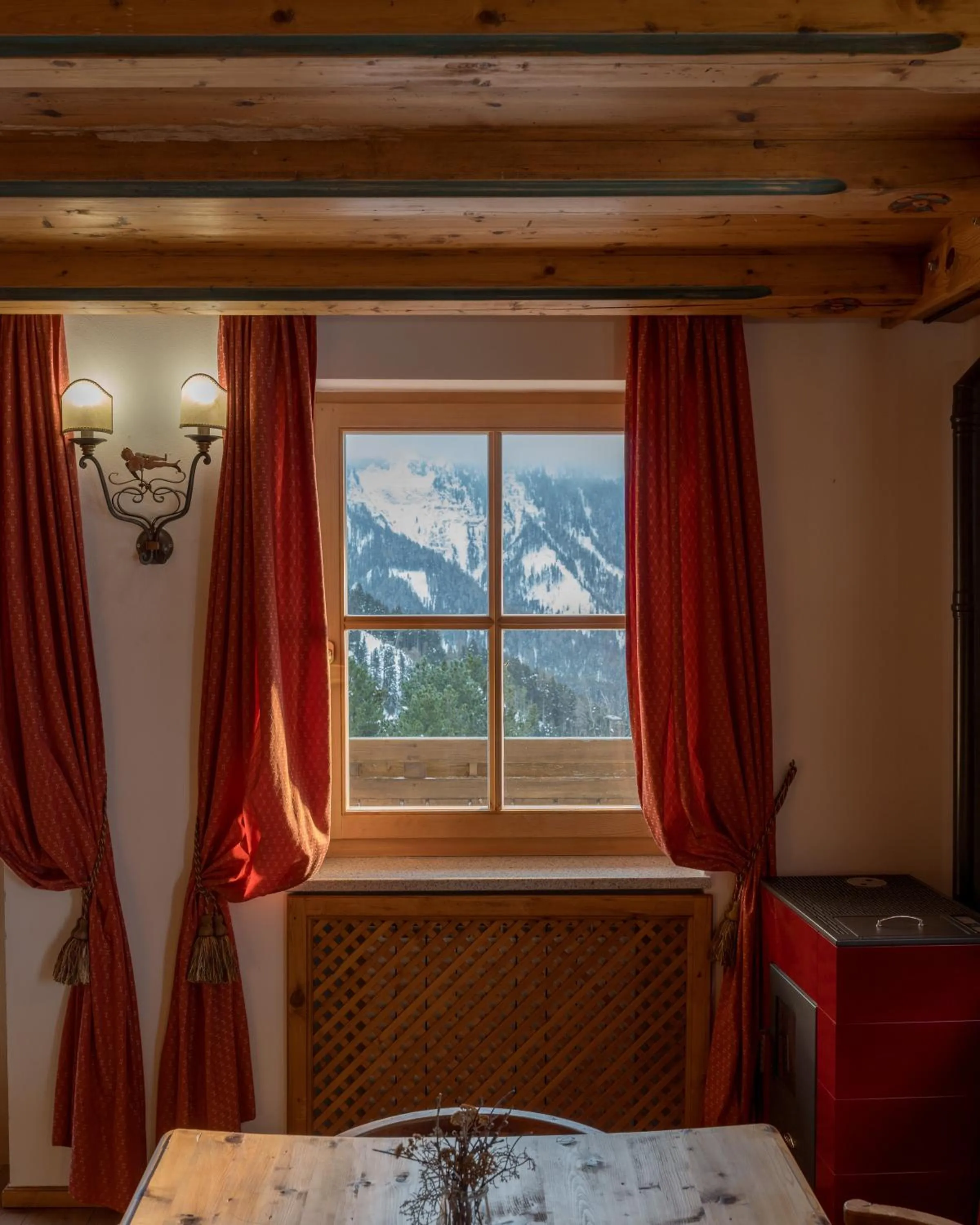 Bed in PLOSE Parkhotel & Residence