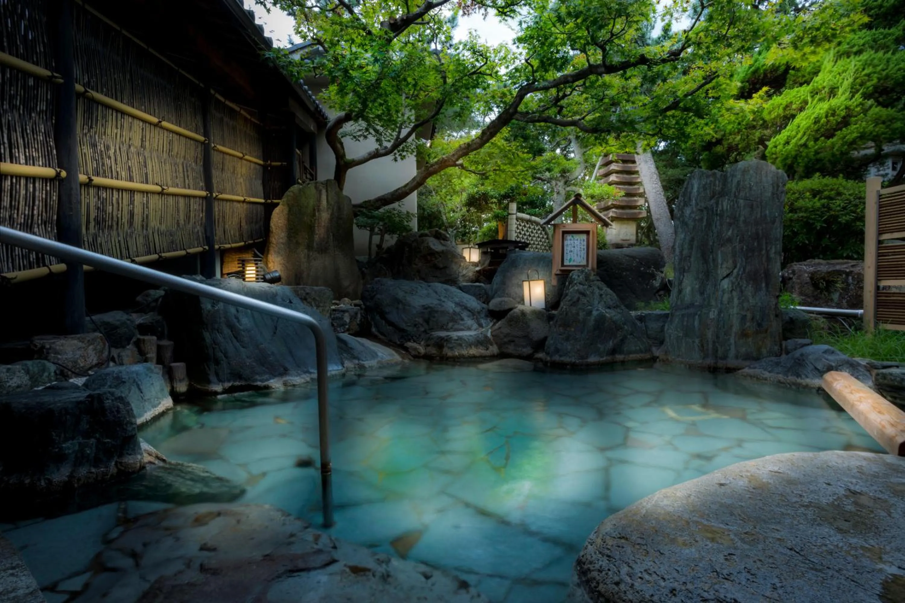 Hot Spring Bath in Hotel Yagi