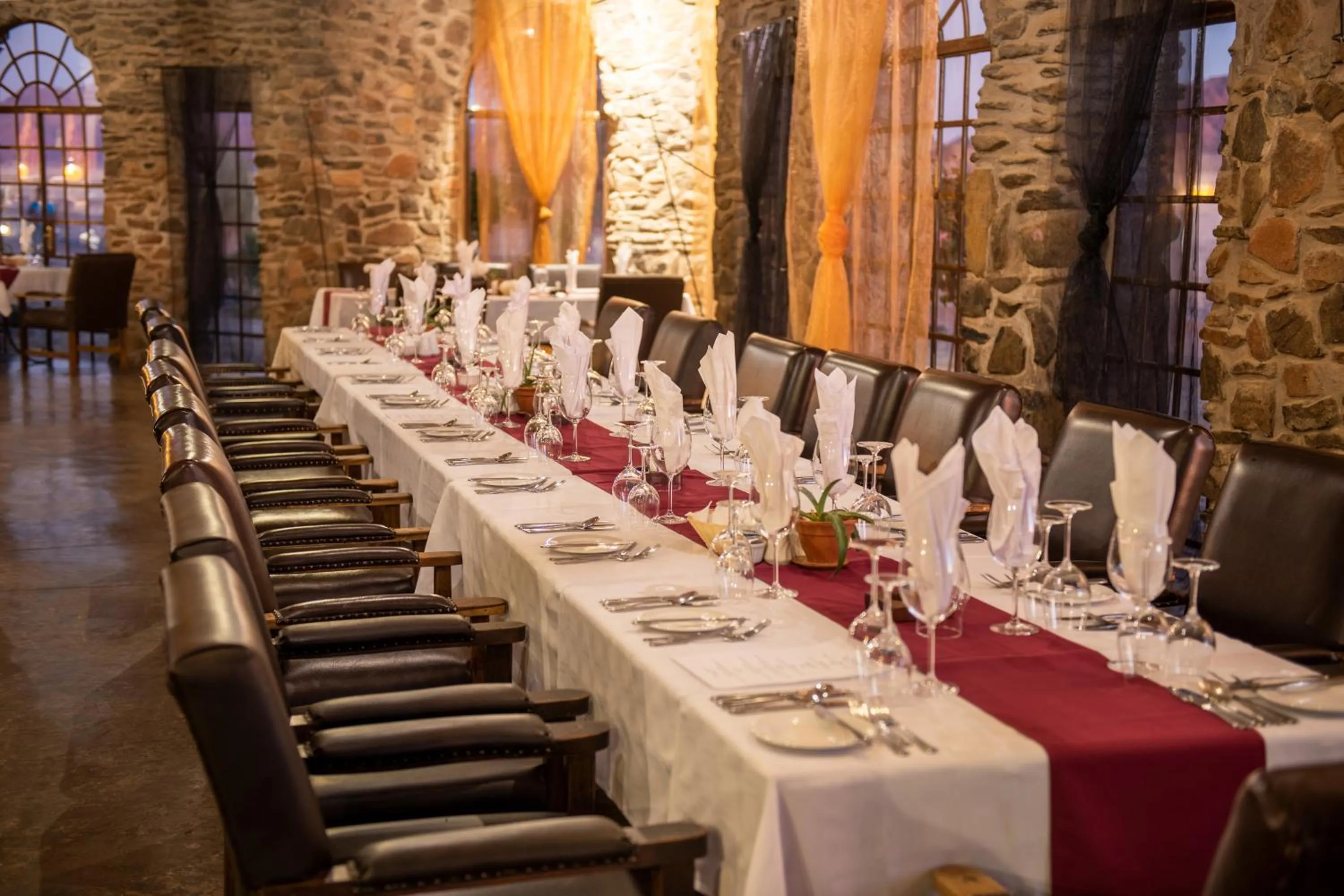 Restaurant/places to eat in Le Mirage Resort & Spa