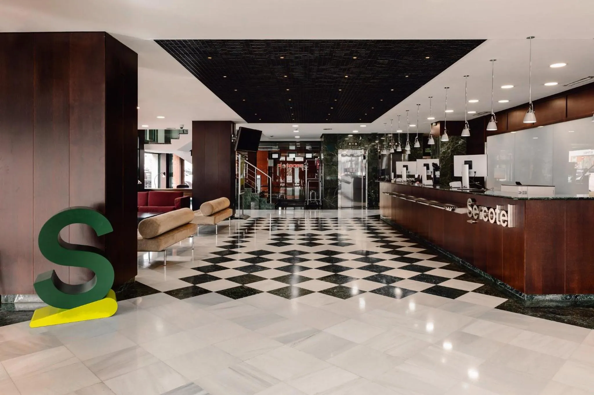 Lobby or reception in Sercotel Amistad Murcia