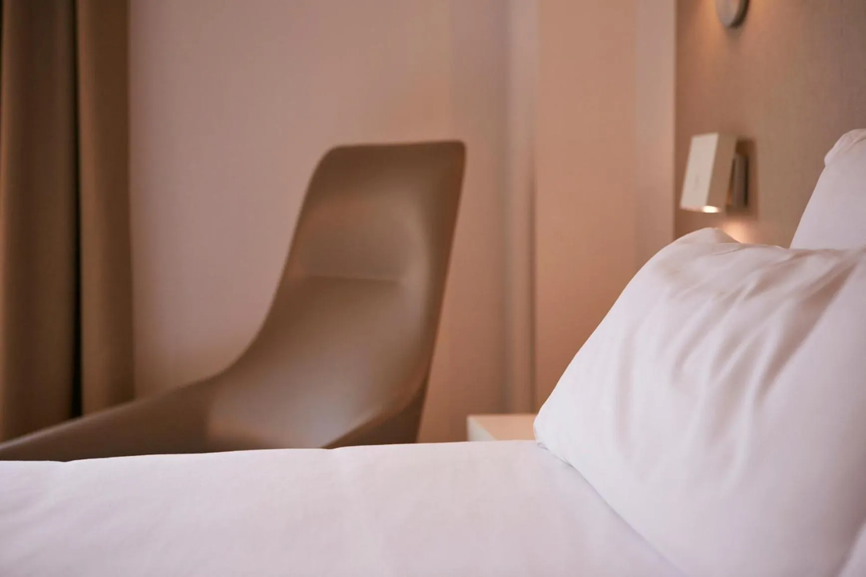 Photo of the whole room, Bed in Sercotel Amistad Murcia