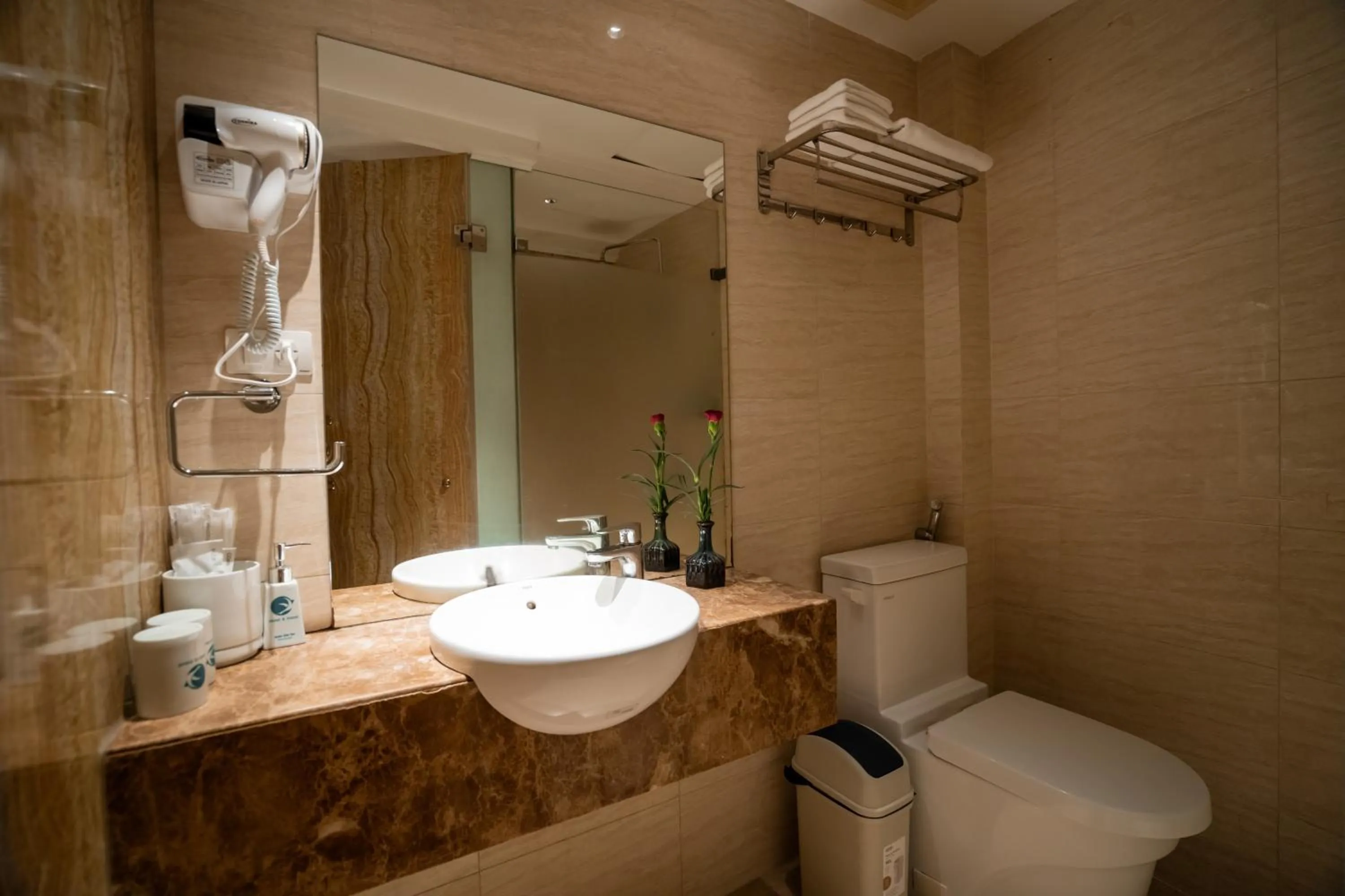 Bathroom in Hanoi Center Silk Classic Hotel & Travel