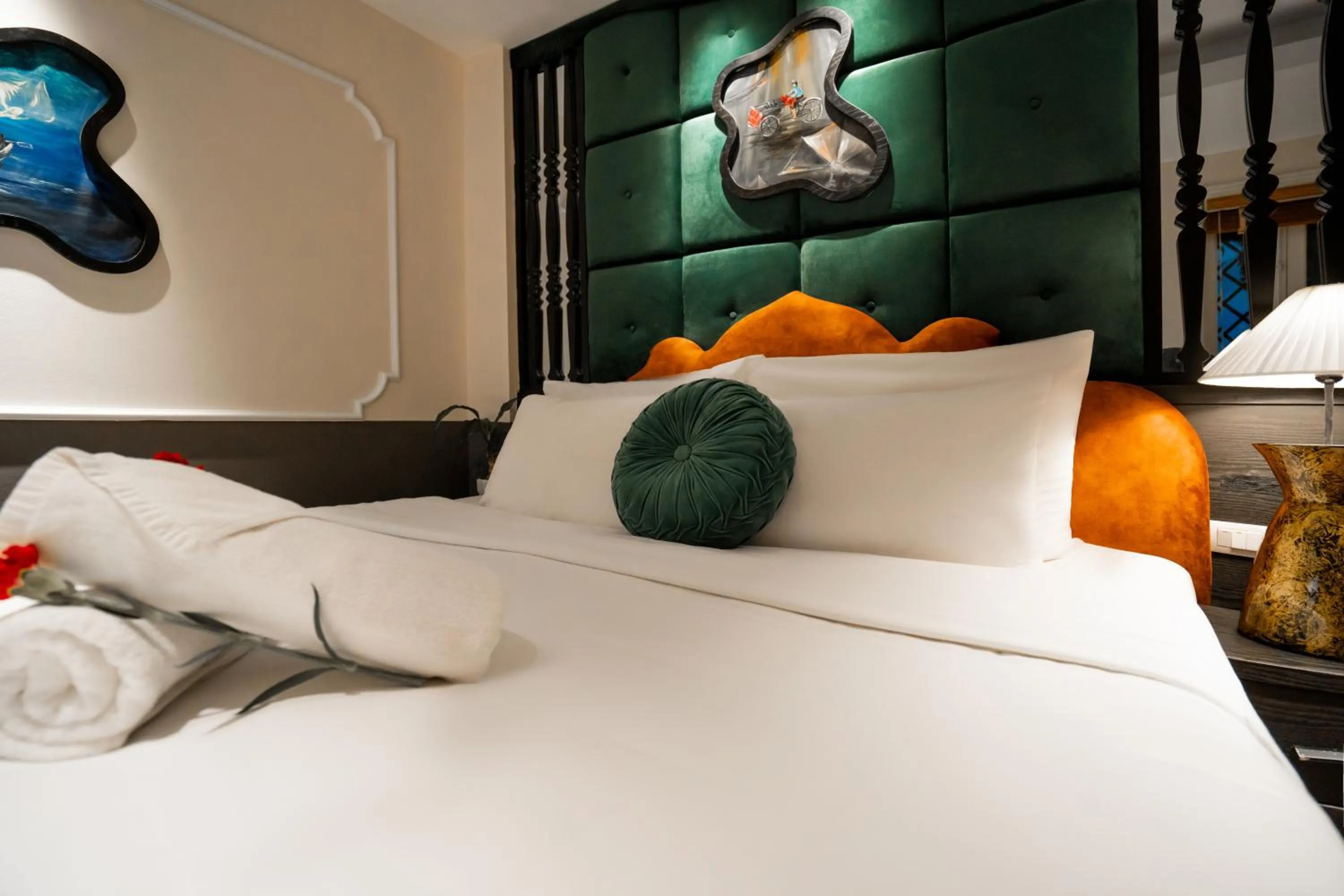 Bed in Hanoi Center Silk Classic Hotel & Travel