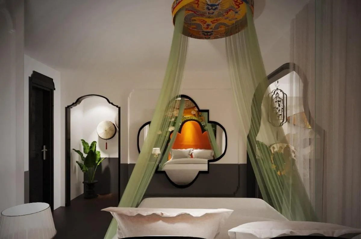 Bed in Hanoi Center Silk Classic Hotel & Travel