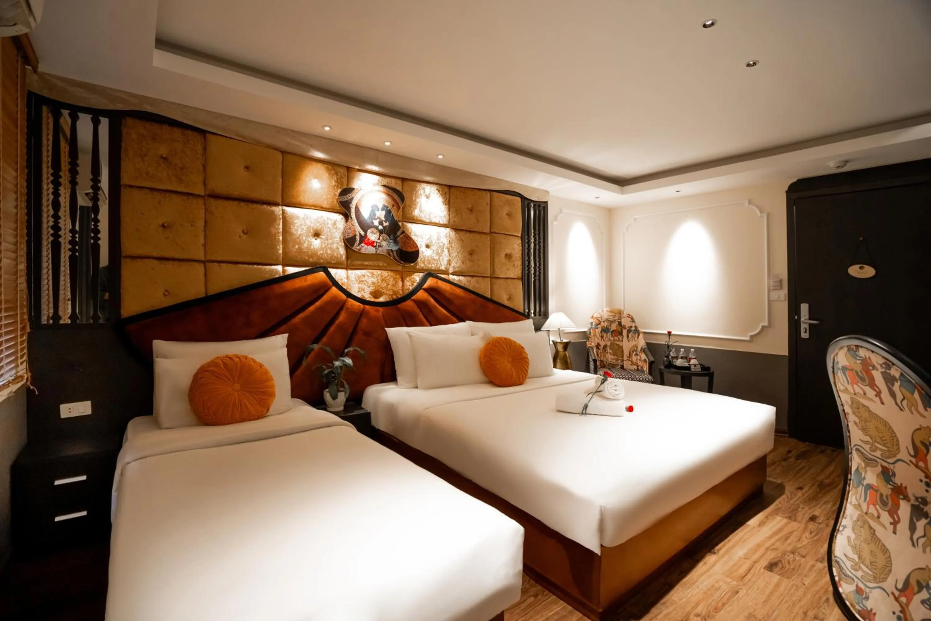 Bed in Hanoi Center Silk Classic Hotel & Travel