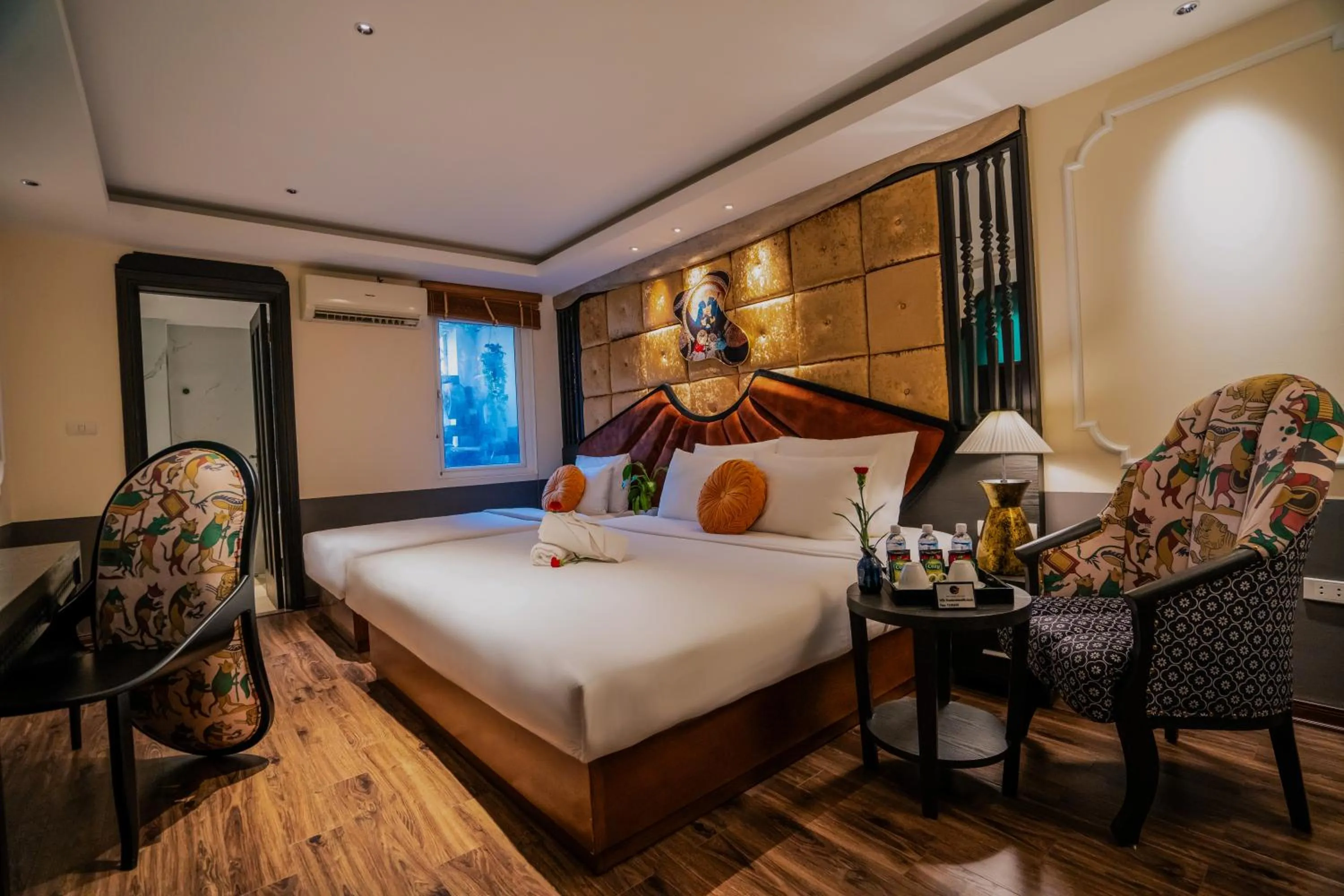 Bed in Hanoi Center Silk Classic Hotel & Travel