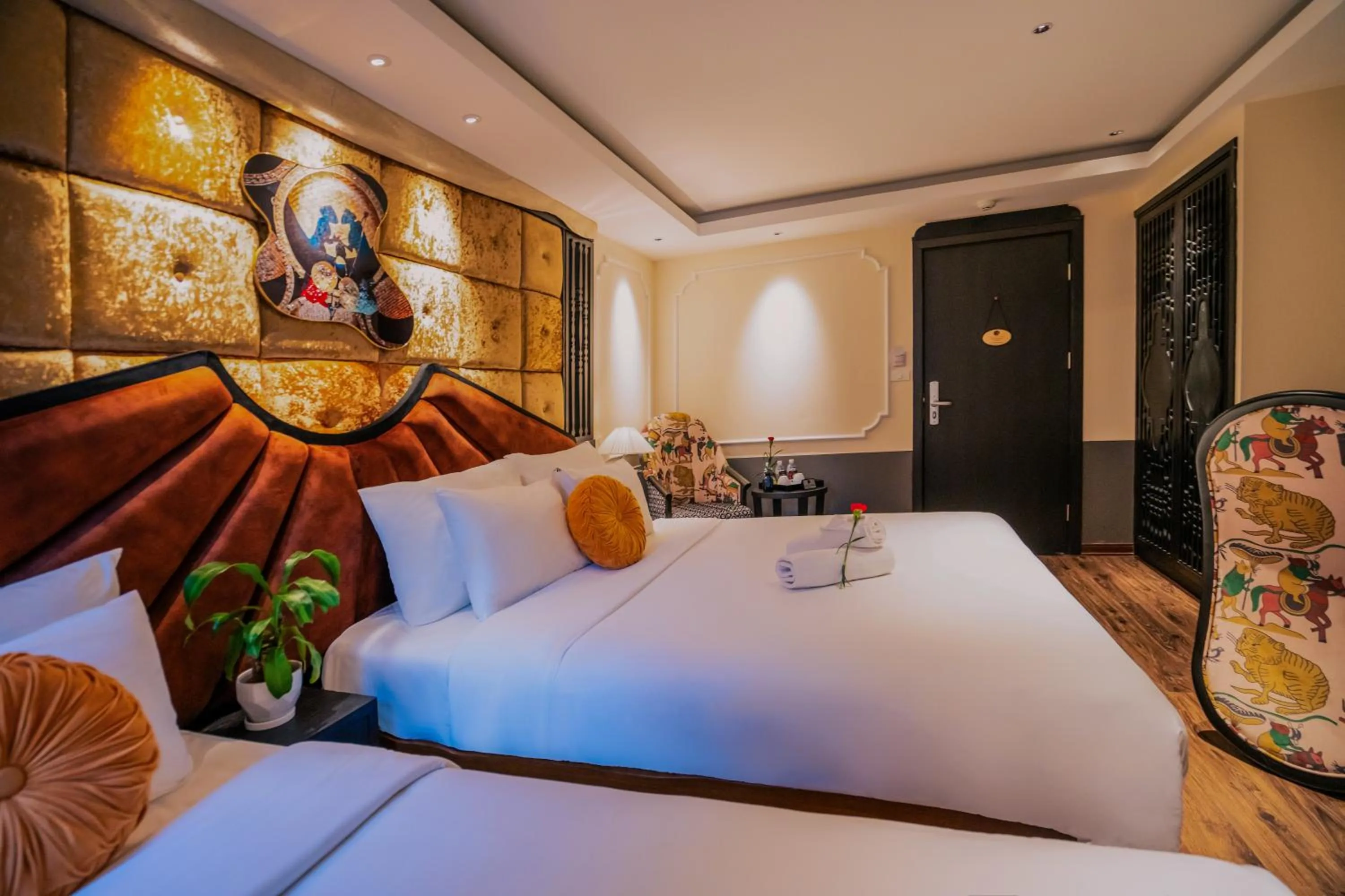 Bed in Hanoi Center Silk Classic Hotel & Travel