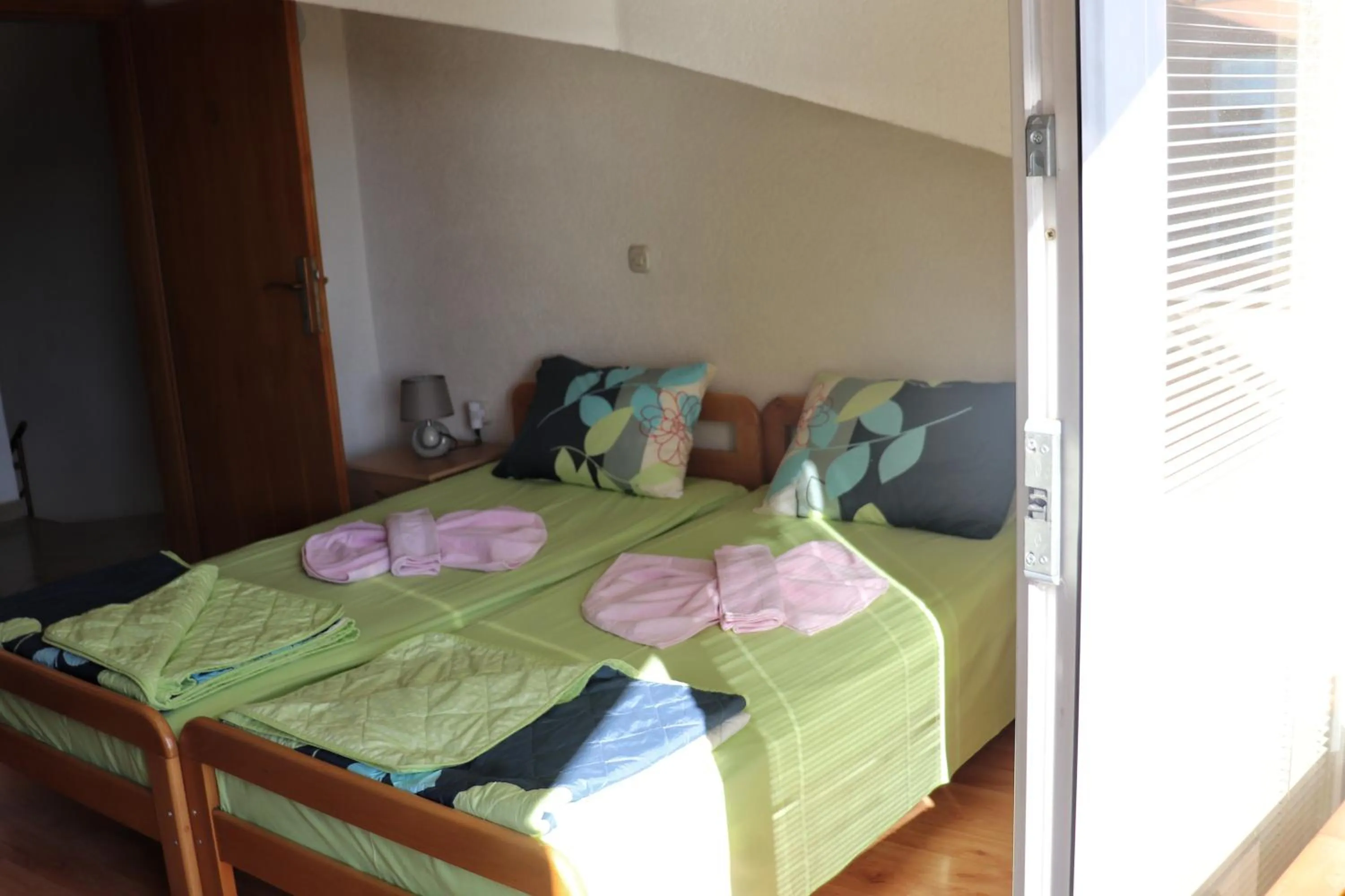 Bed in Bogdanoski Studios & Guest Rooms