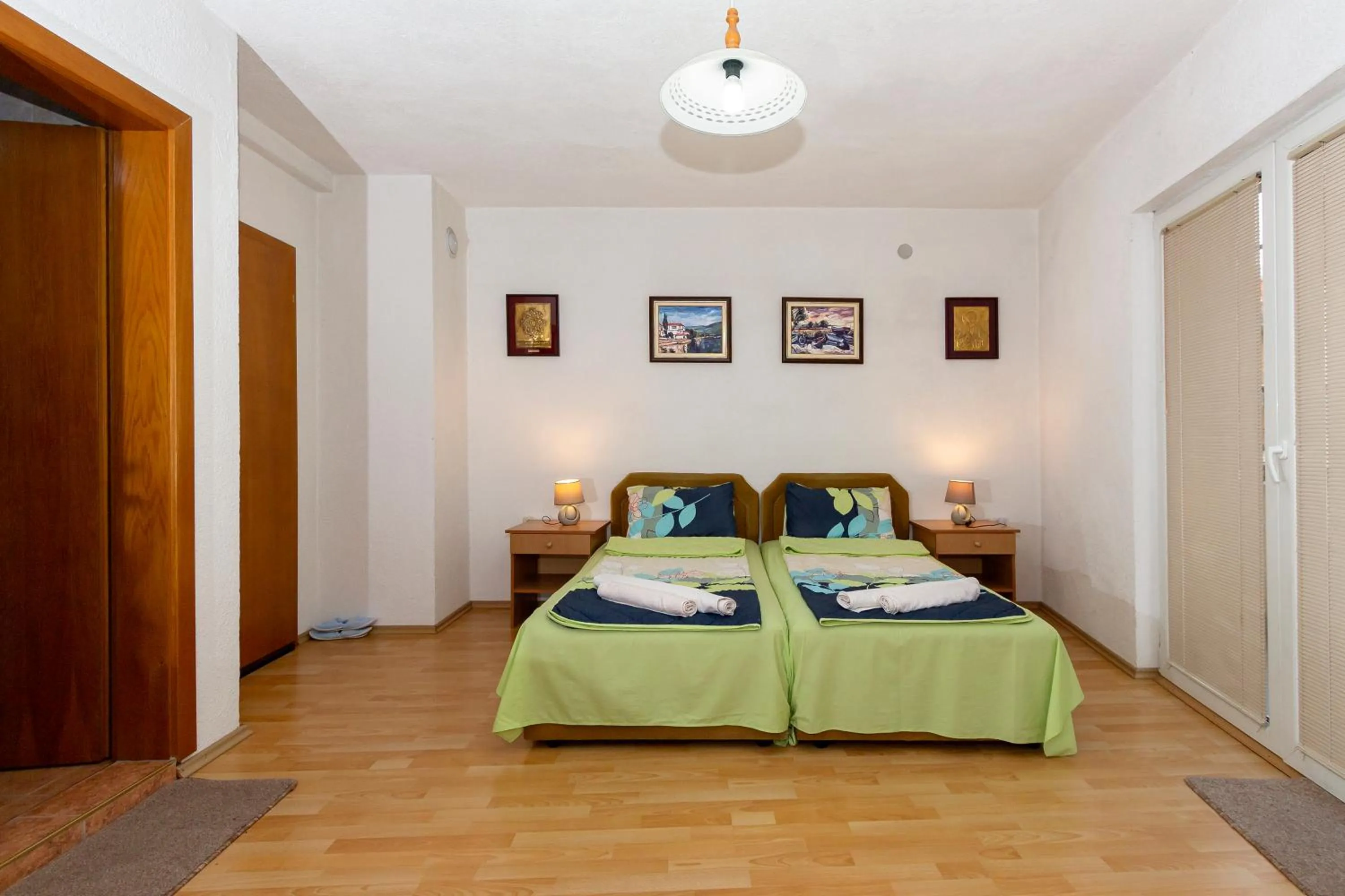 Bed in Bogdanoski Studios & Guest Rooms