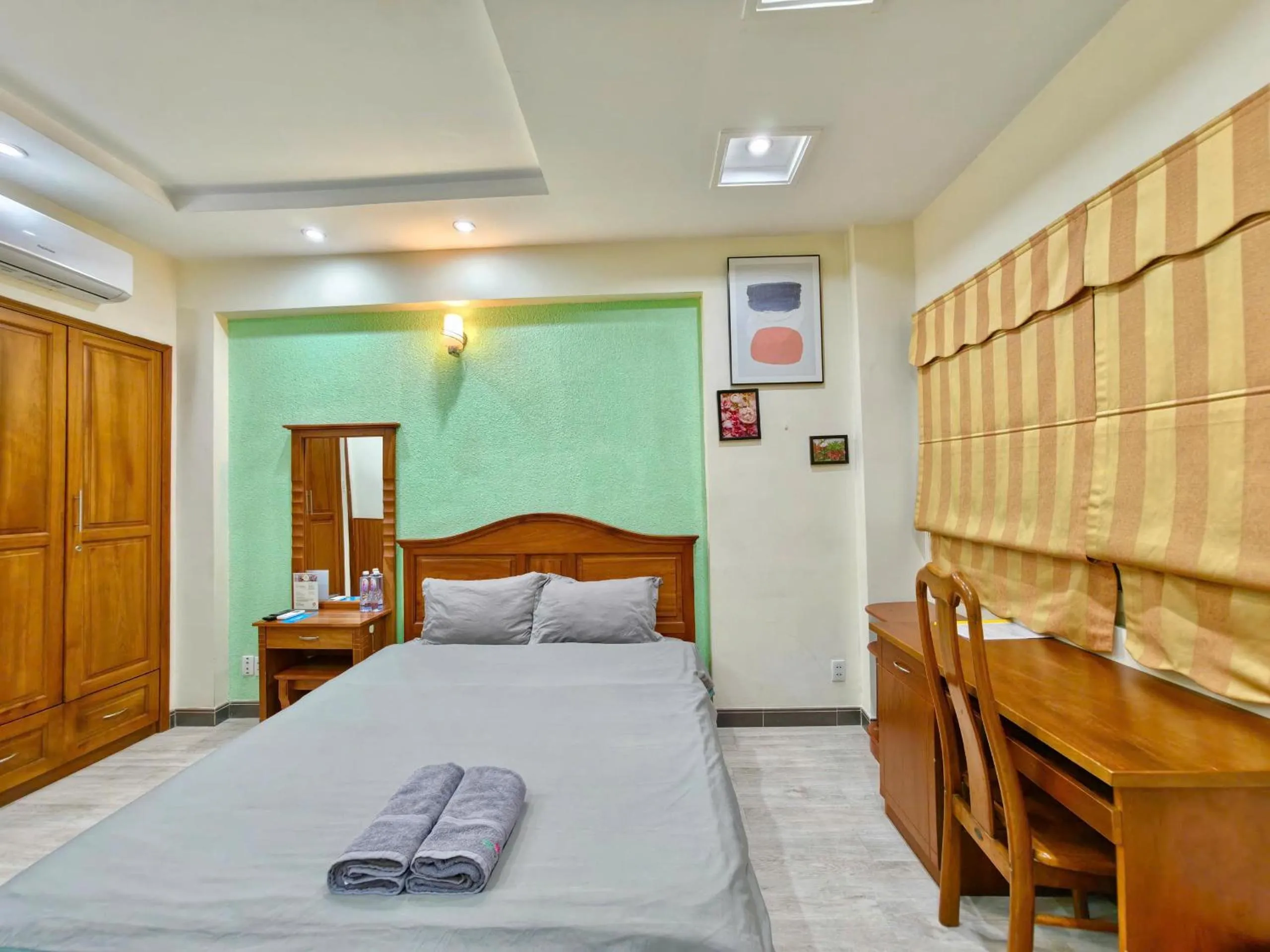 Bed in Sen Vivian Home