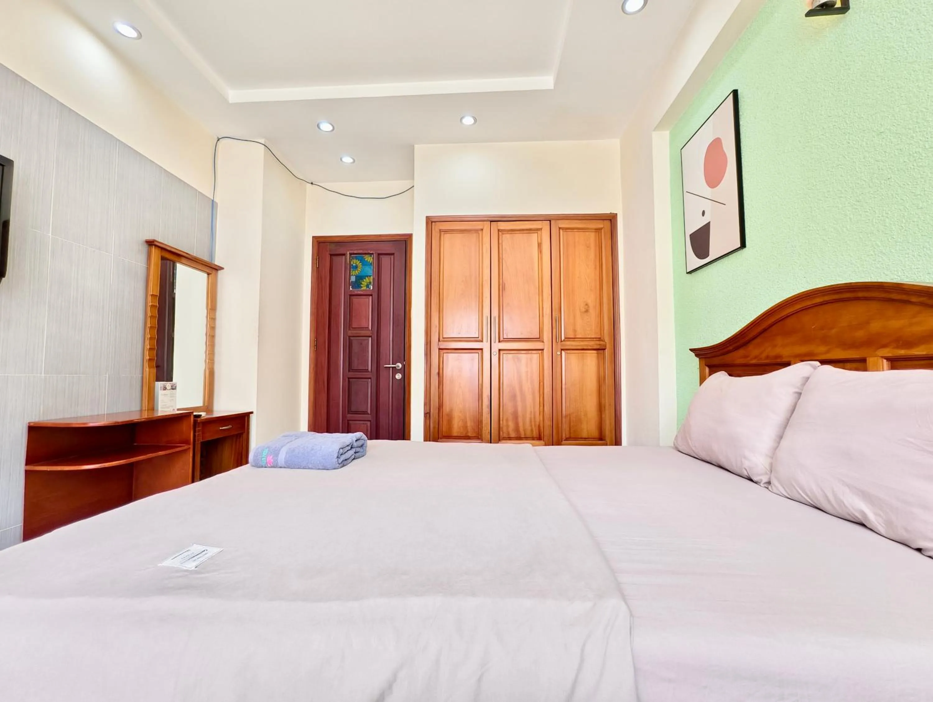 Bed in Sen Vivian Home