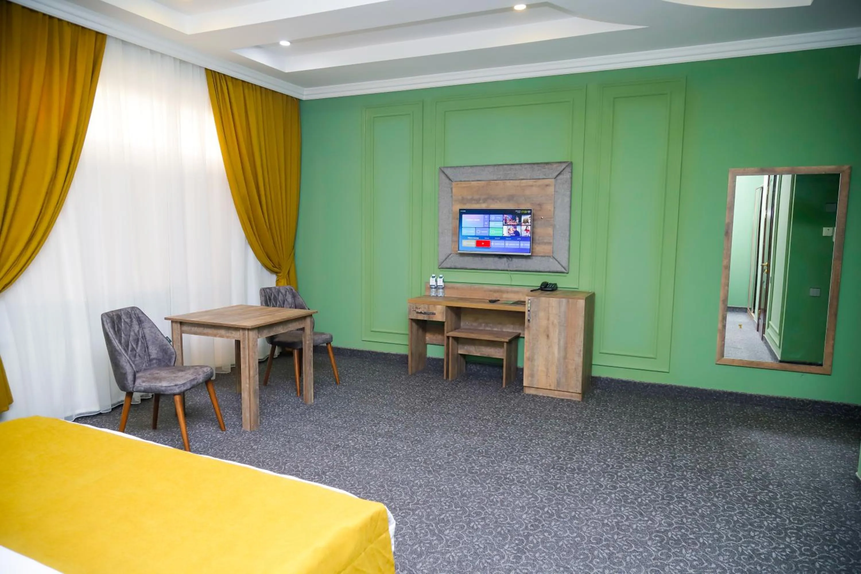 TV and multimedia in Anatolia Hotel Baku