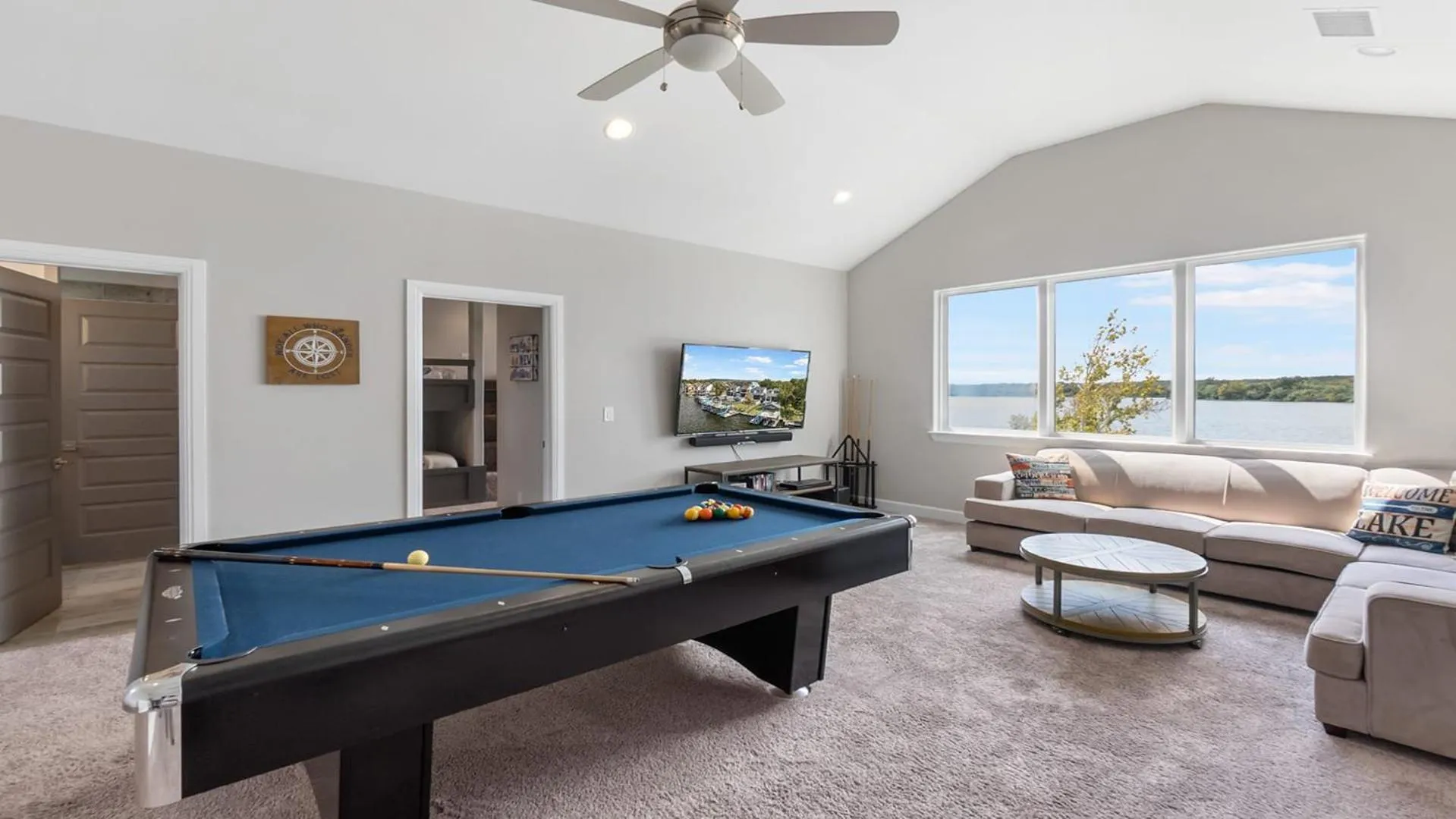 Luxury Waterfront Pool Hot Tub Boat Slips