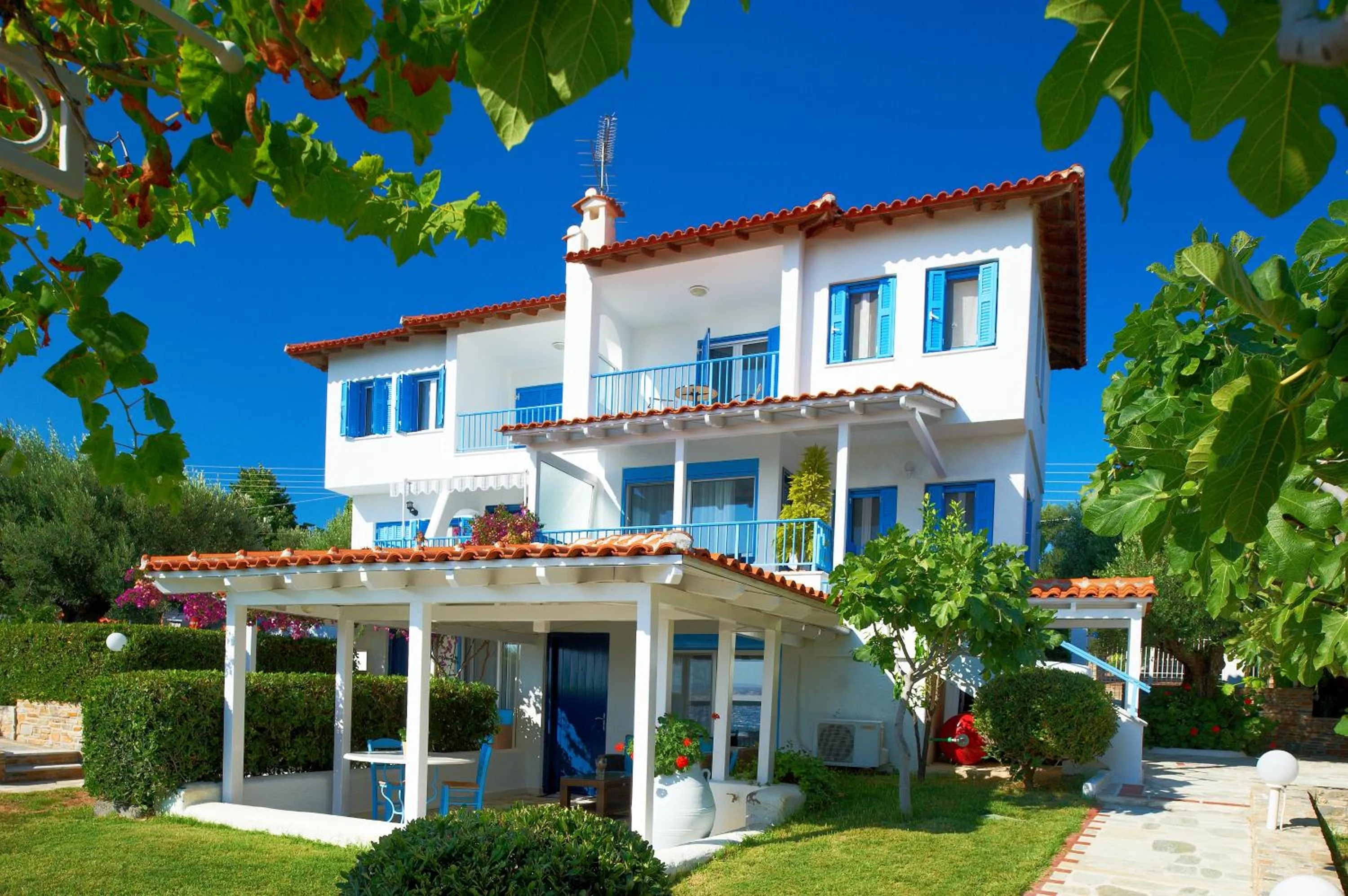 Facade/entrance in Acrotel Athena Villa
