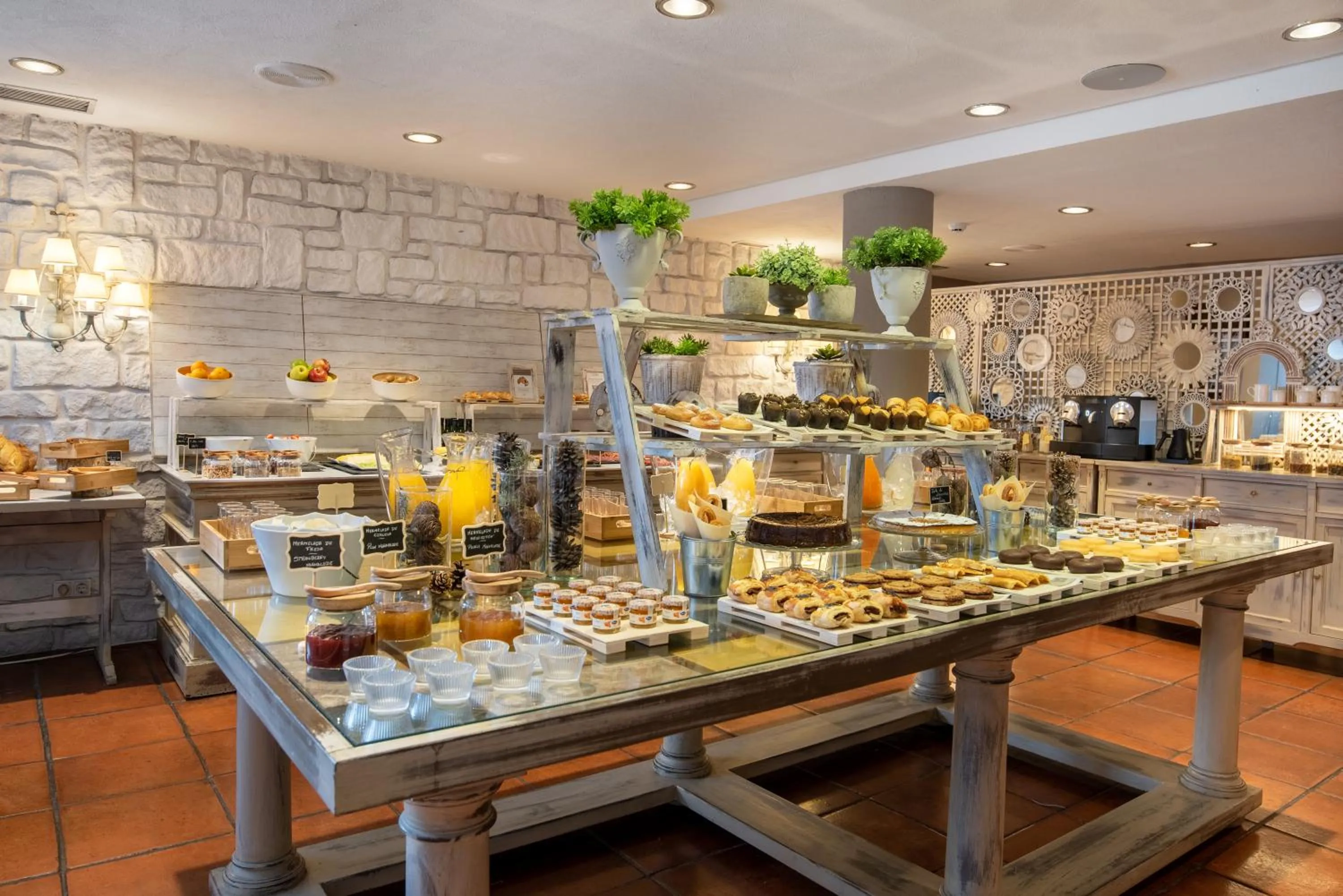 Buffet breakfast in Hotel Luze El Toro