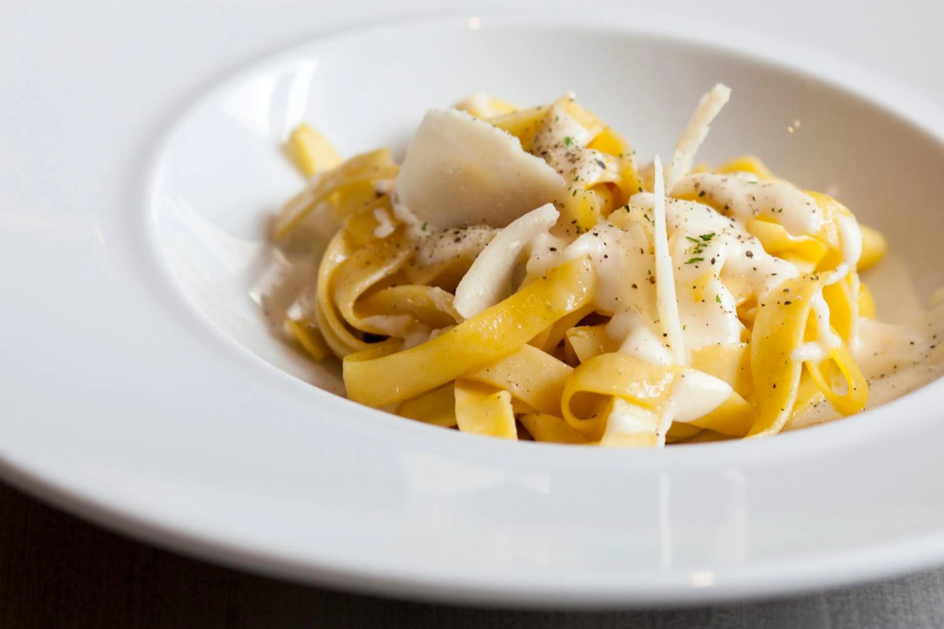 Restaurant/places to eat in Hotel Luze El Toro